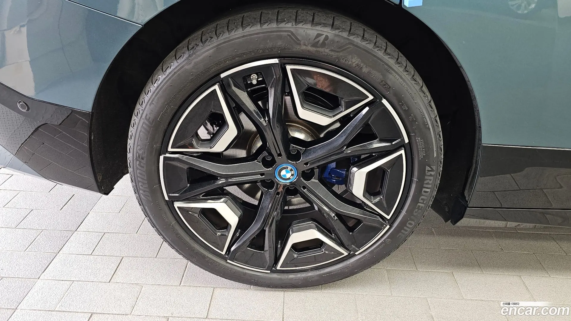 BMW iX xDrive50 Sports Plus 2021