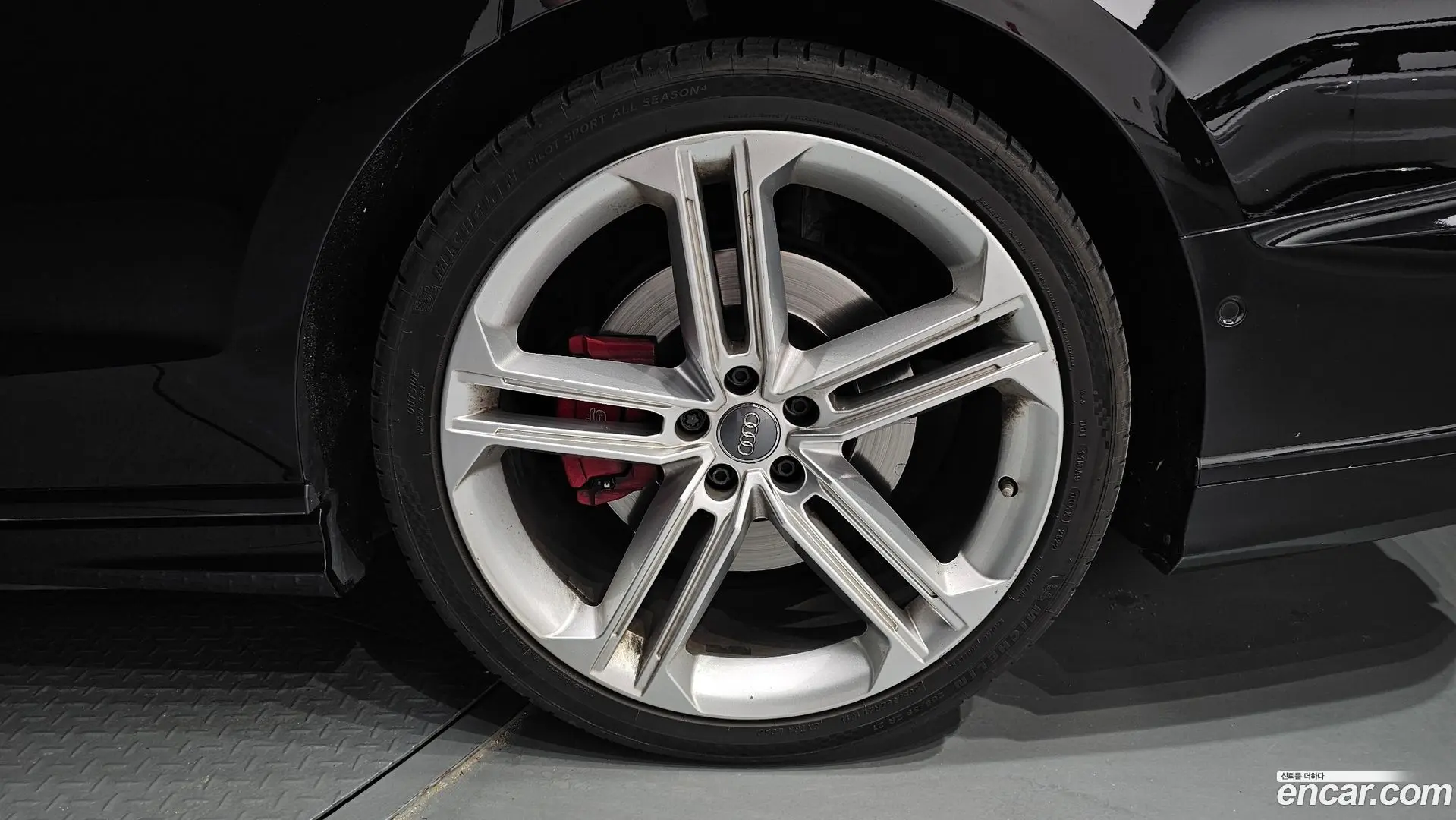 Audi S8 4.0 TFSI Quattro LWB