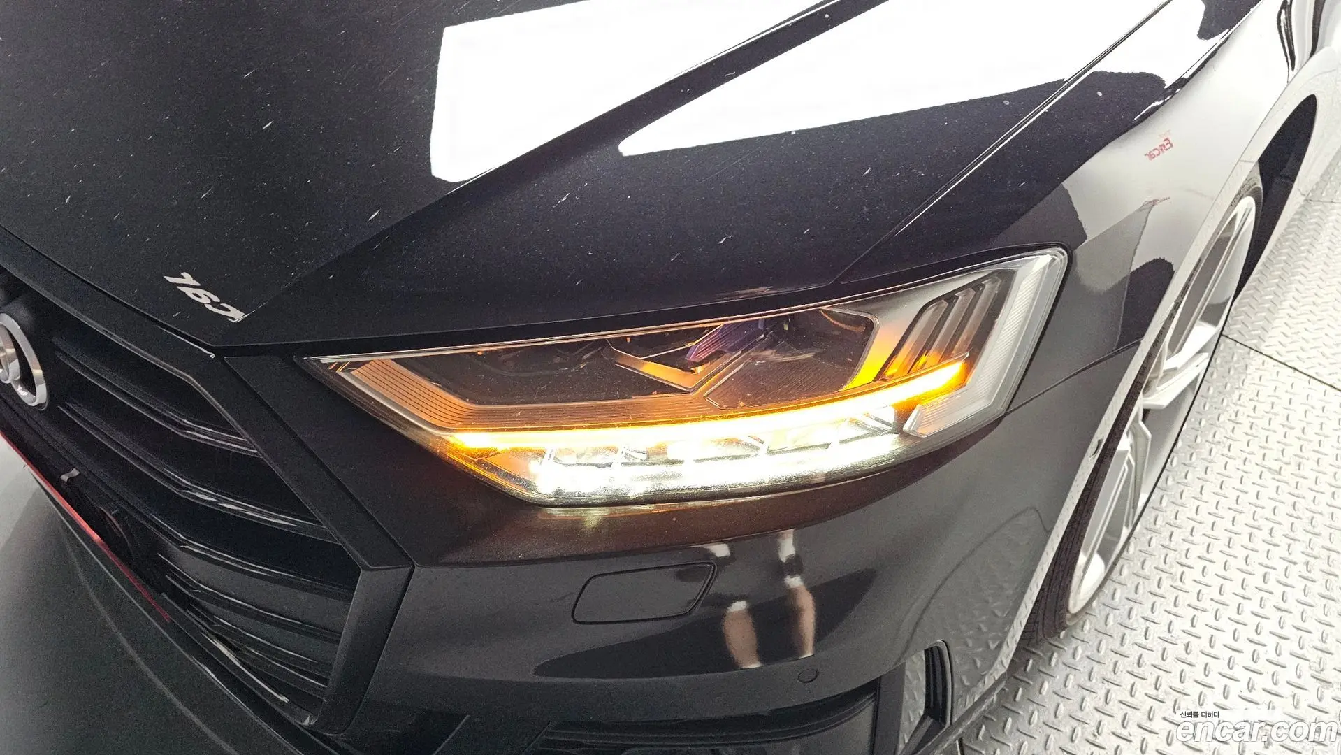 Audi S8 4.0 TFSI Quattro LWB