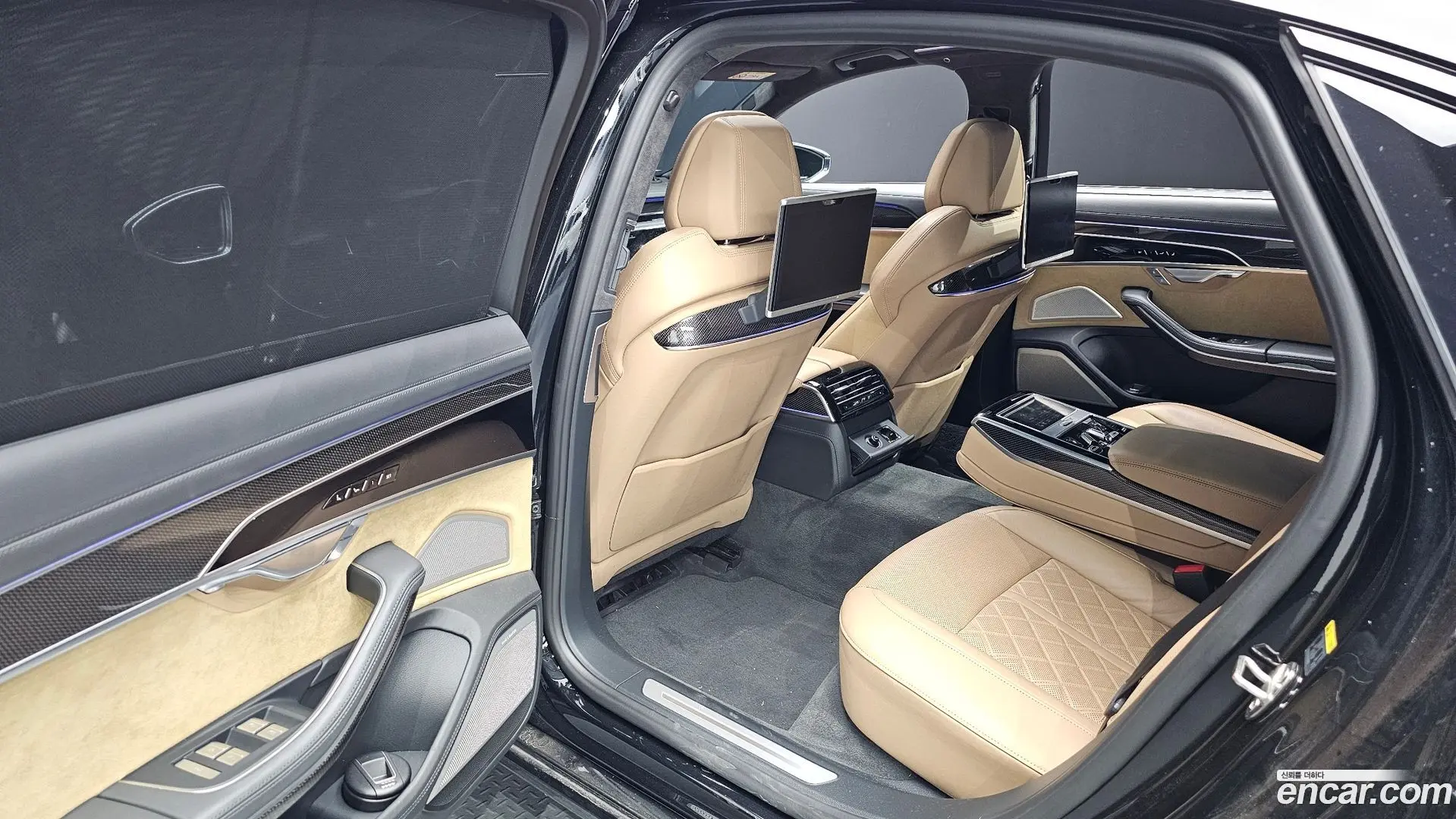 Audi S8 4.0 TFSI Quattro LWB
