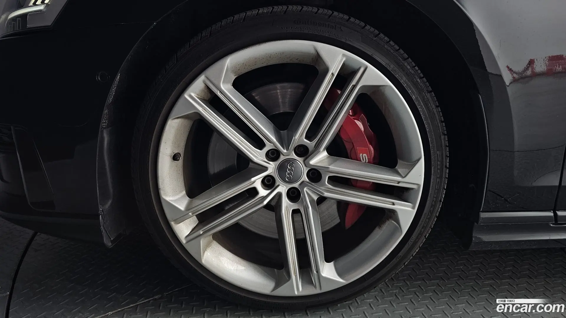 Audi S8 4.0 TFSI Quattro LWB
