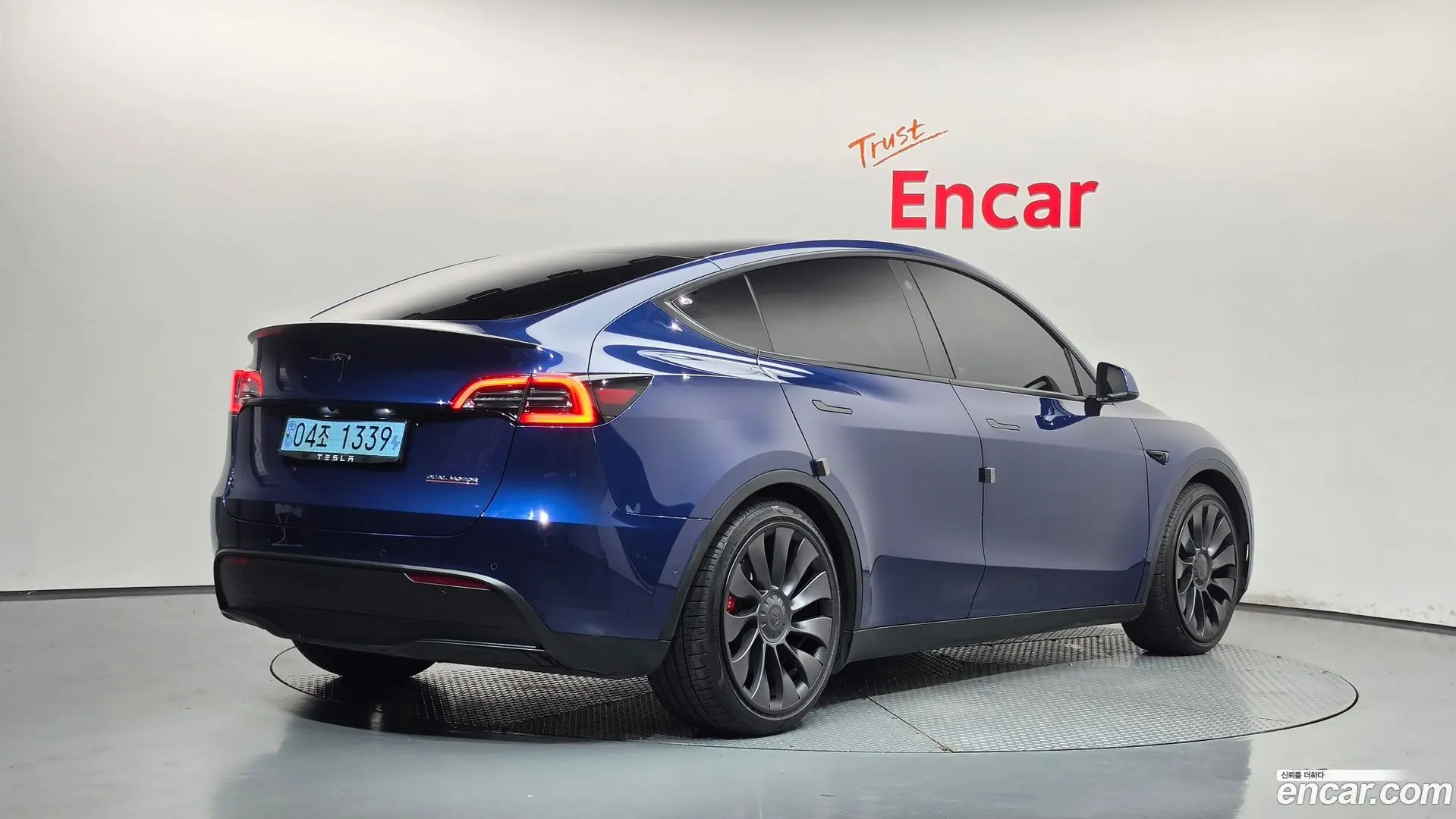 Tesla Model Y Performance AWD