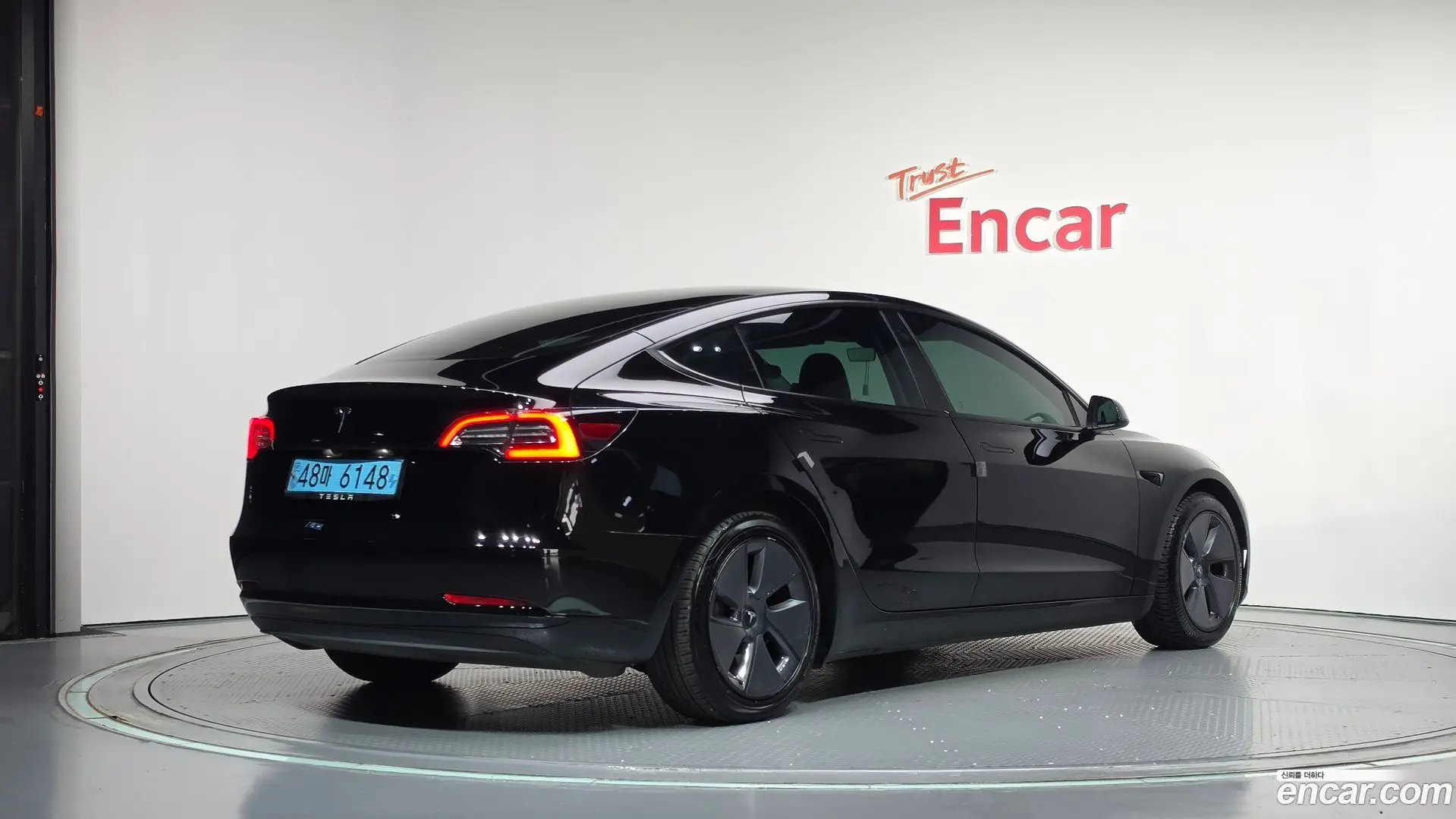 Tesla Model 3 RWD