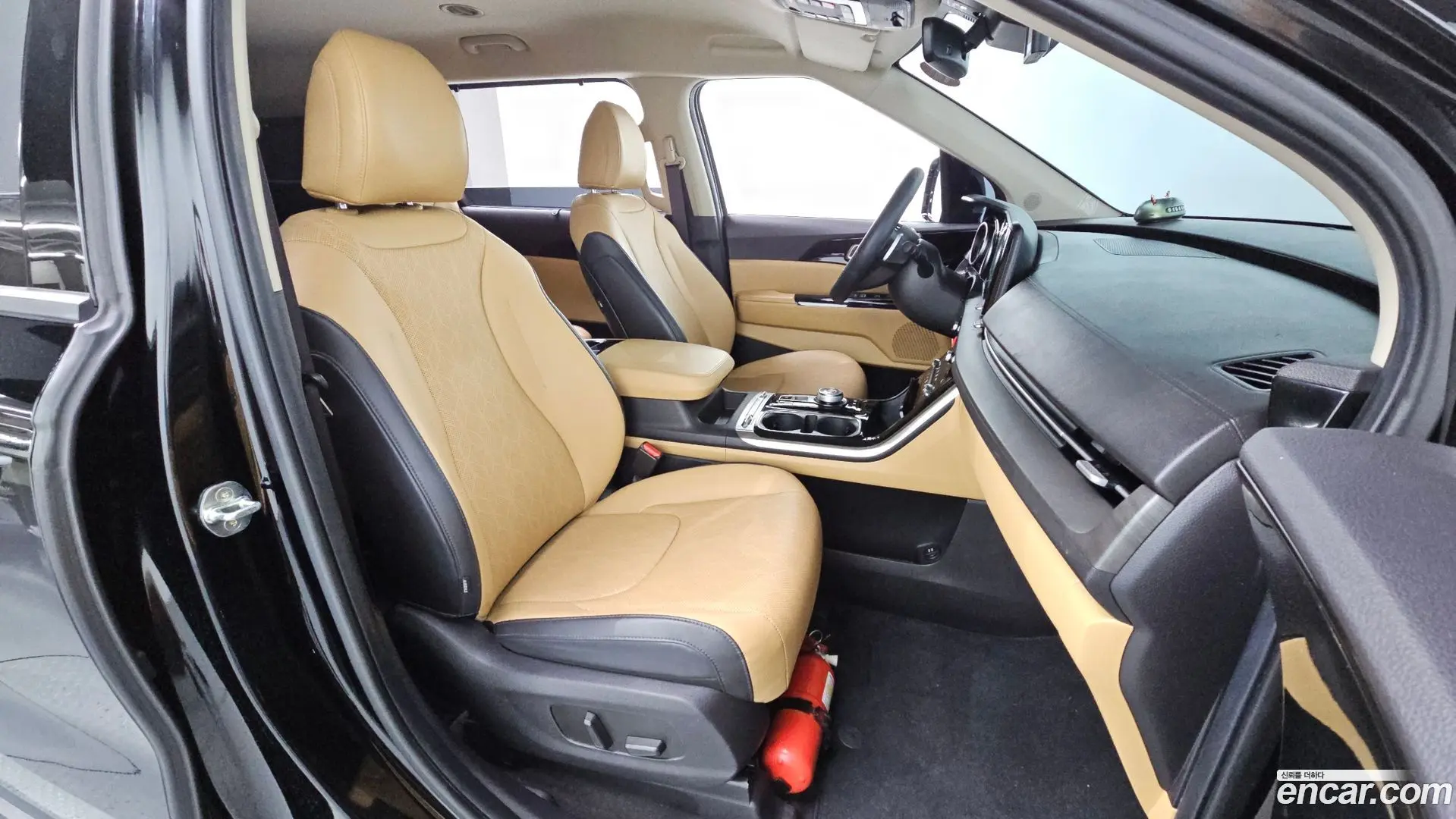 Kia Canival Gasoline 11-Seater Noblesse 2020