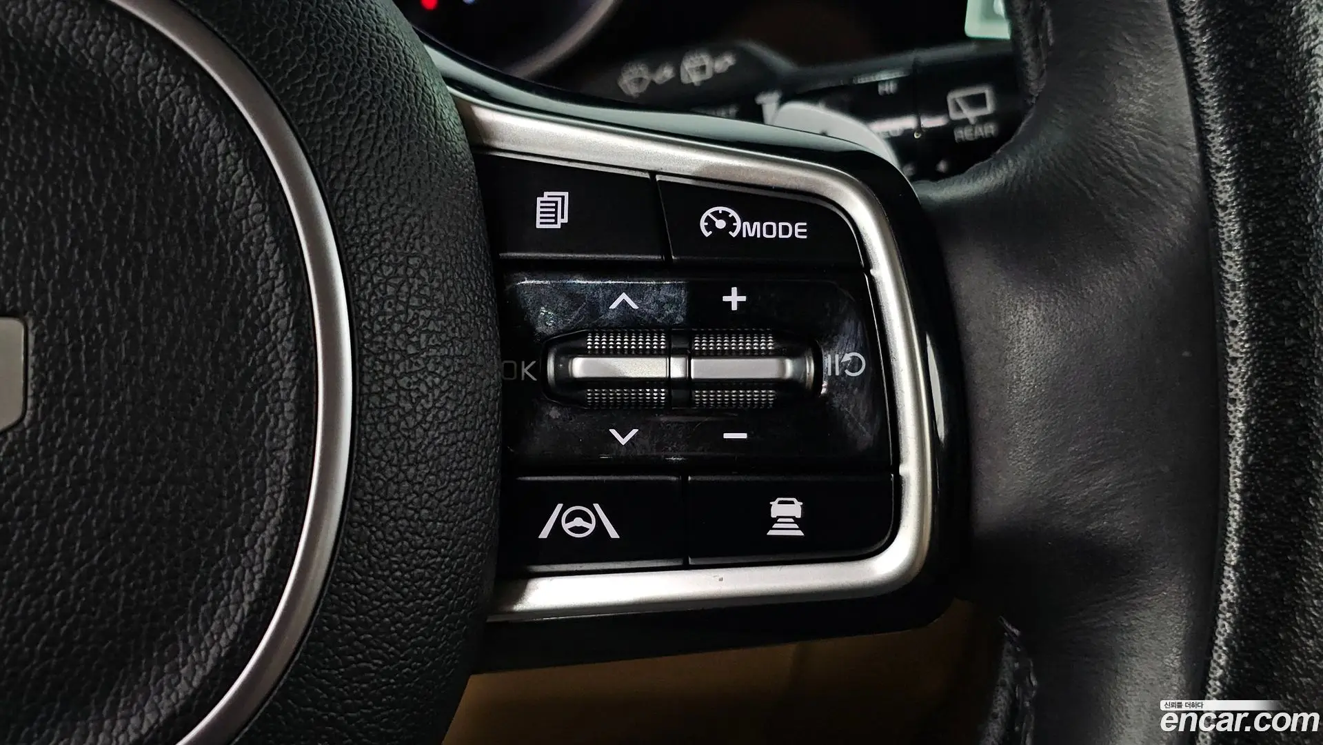 Kia Canival Gasoline 11-Seater Noblesse 2020