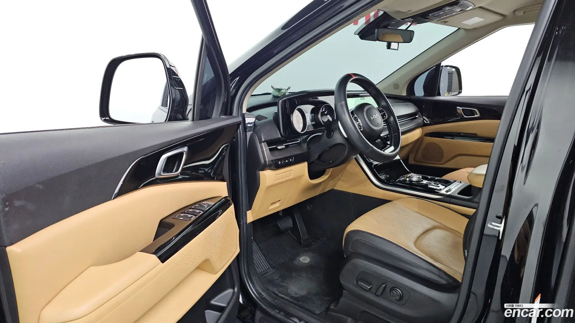 Kia Canival Gasoline 11-Seater Noblesse 2020