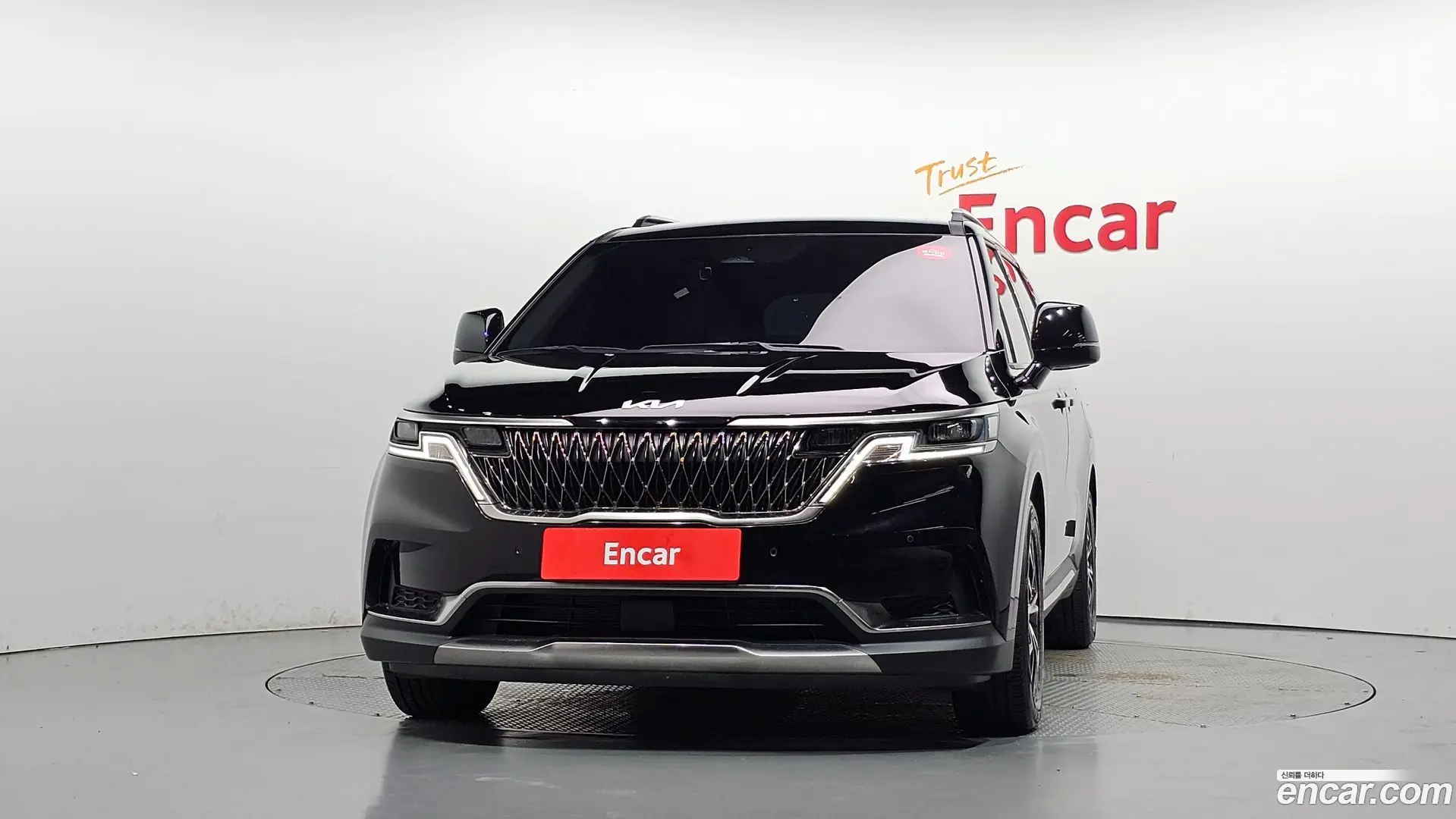 Kia Canival Gasoline 11-Seater Noblesse 2020