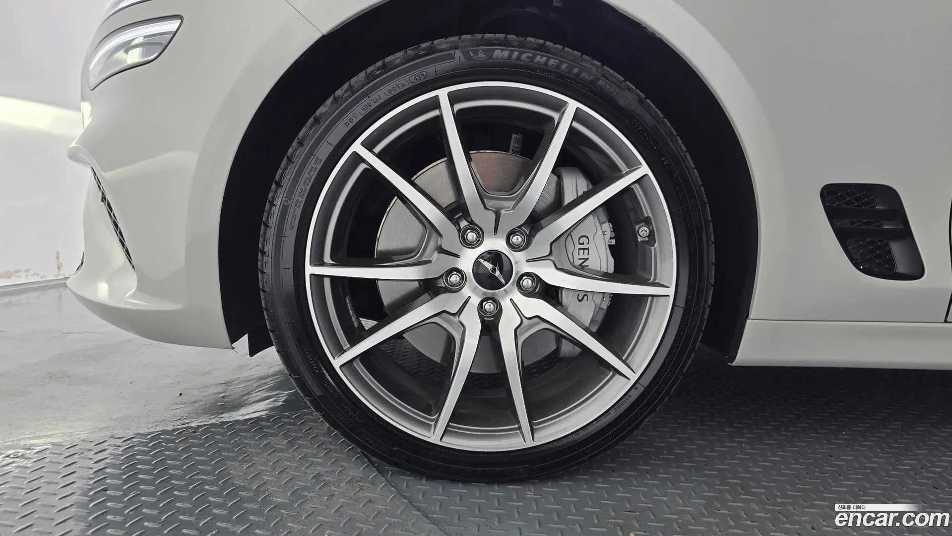 Genesis G70 Gasoline 2.5T 2WD