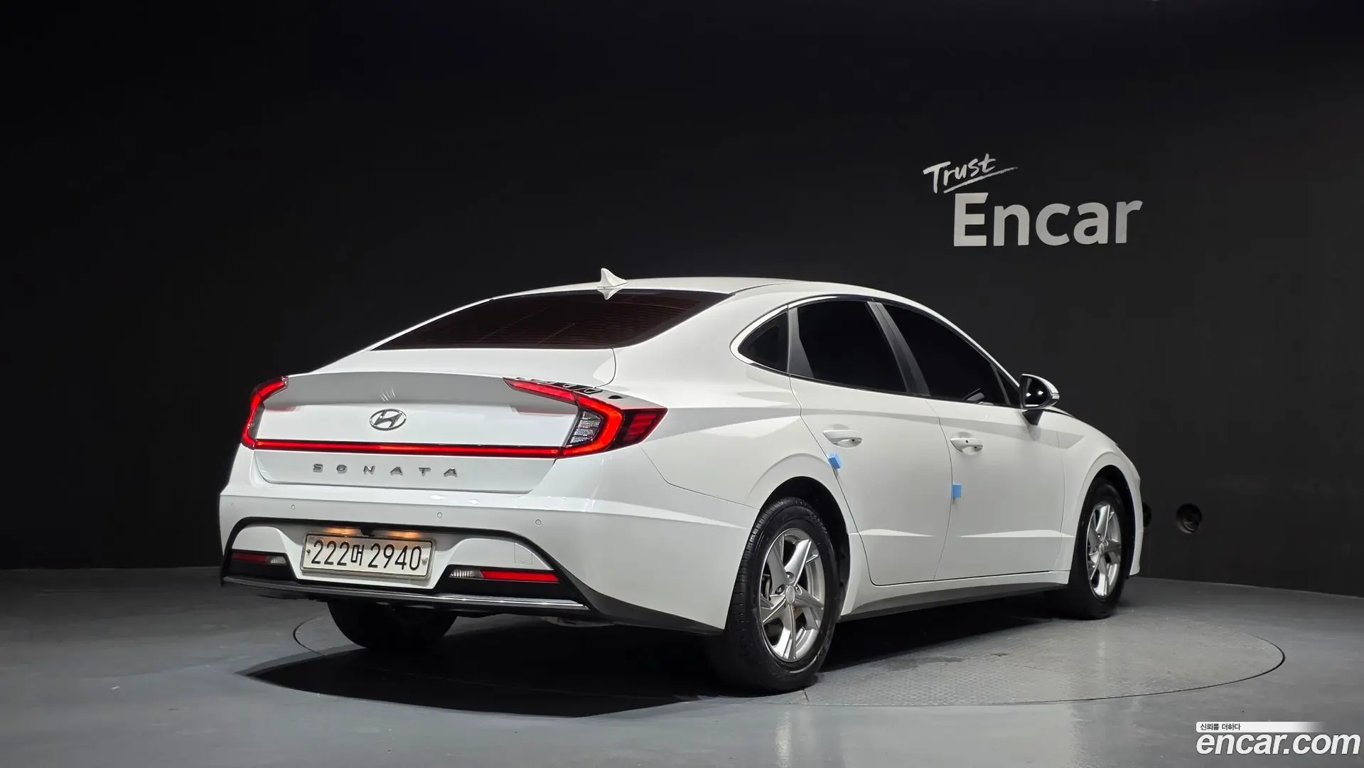 Hyundai Sonata 2.0 LPG(rental car)