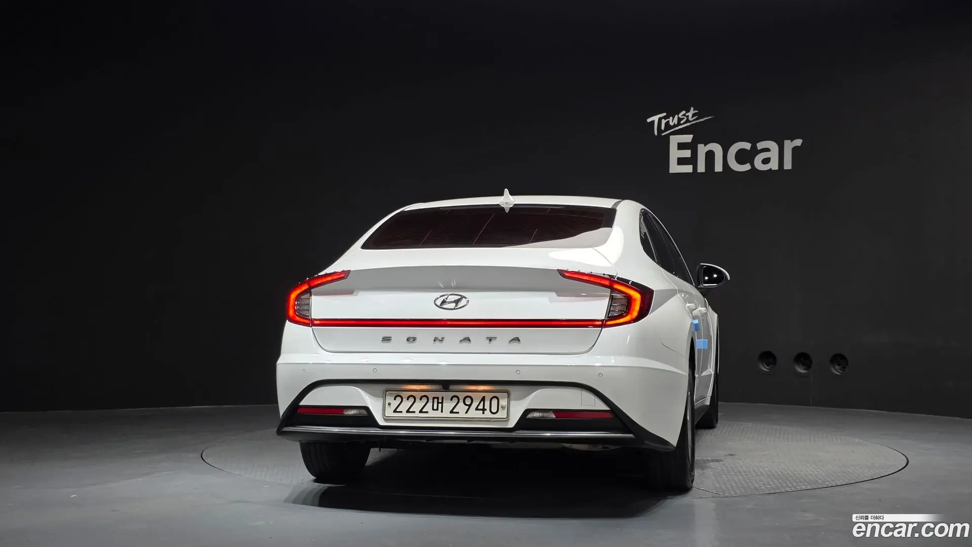 Hyundai Sonata 2.0 LPG(rental car)
