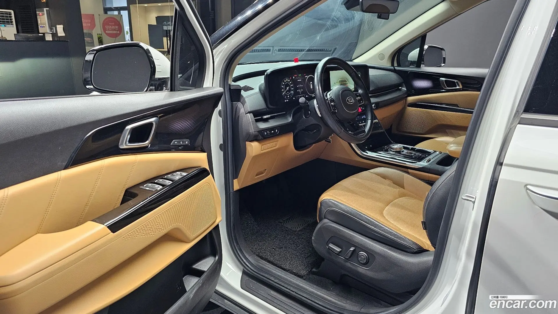 Kia Canival Diesel 9-Seater Signature