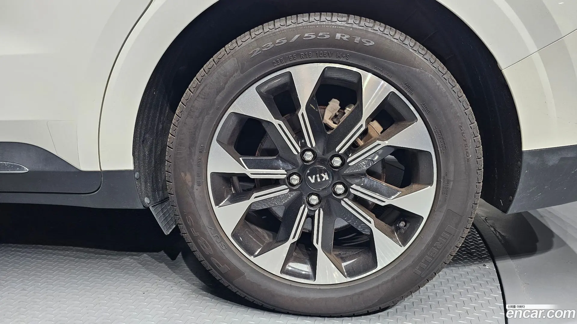 Kia Canival Diesel 9-Seater Signature