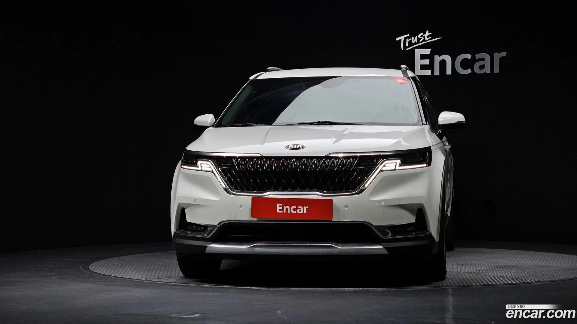 Kia Canival Diesel 9-Seater Signature
