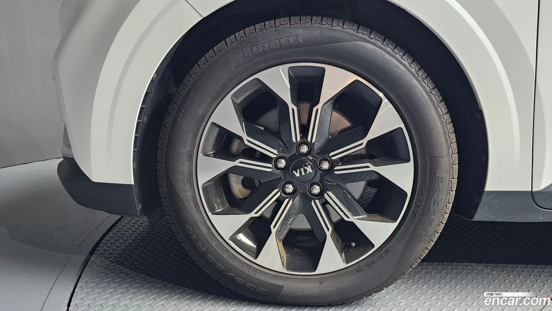 Kia Canival Diesel 9-Seater Signature