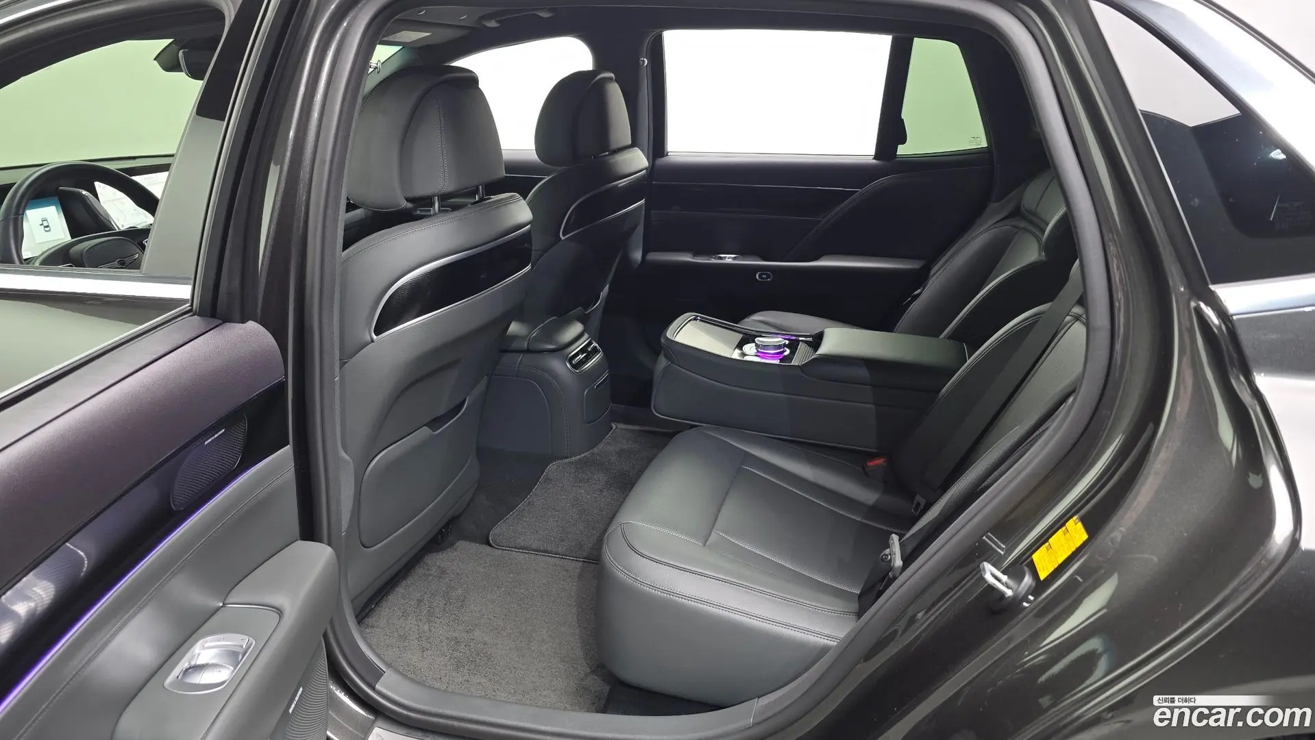 Genesis G90 Gasoline 3.5 Turbo AWD 2021