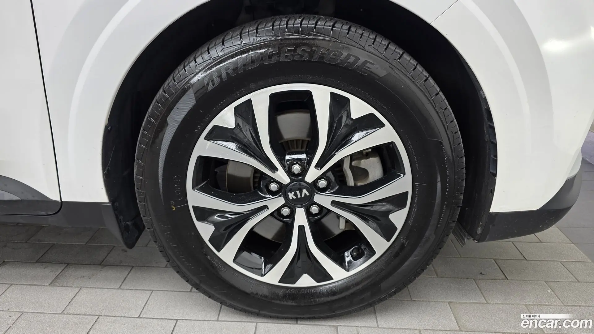Kia Canival Diesel 11-Seater Prestige