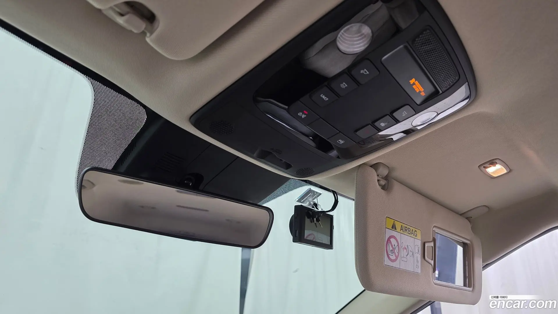 Kia Canival Diesel 11-Seater Prestige