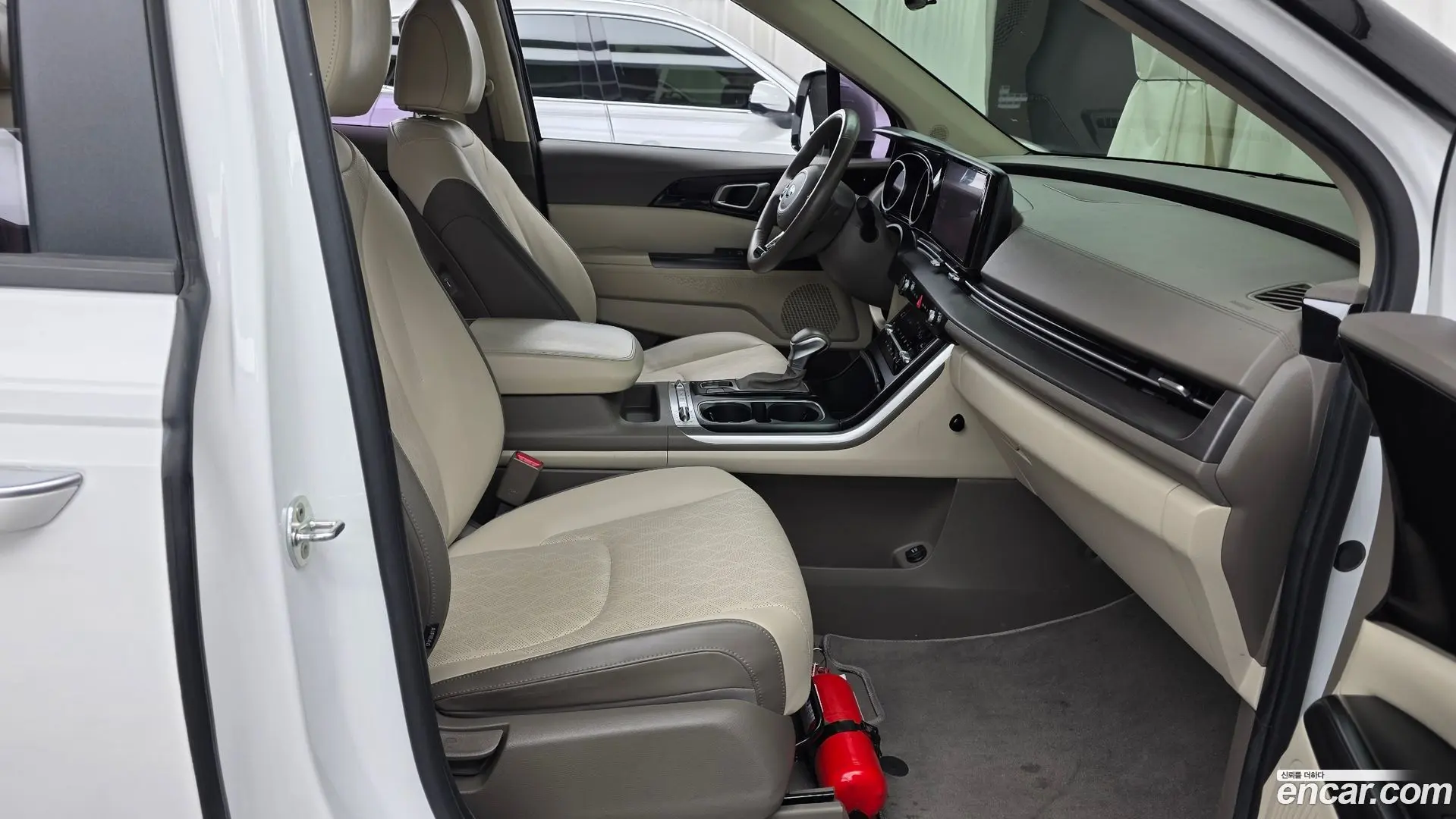 Kia Canival Diesel 11-Seater Prestige