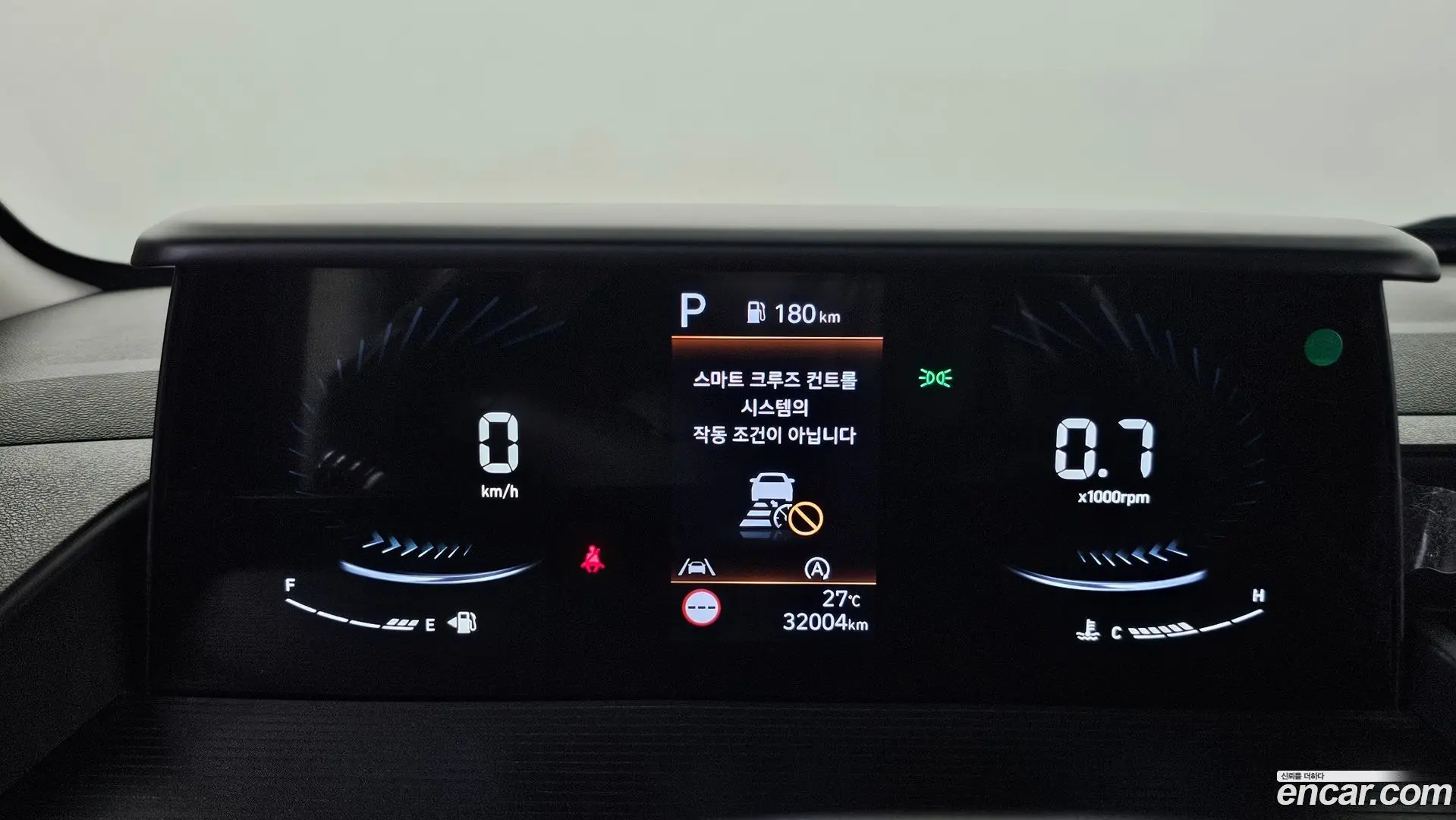 Hyundai Staria Cargo 5-Seater 2022