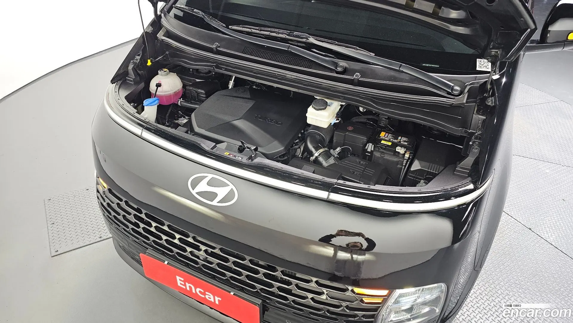 Hyundai Staria Cargo 5-Seater 2022