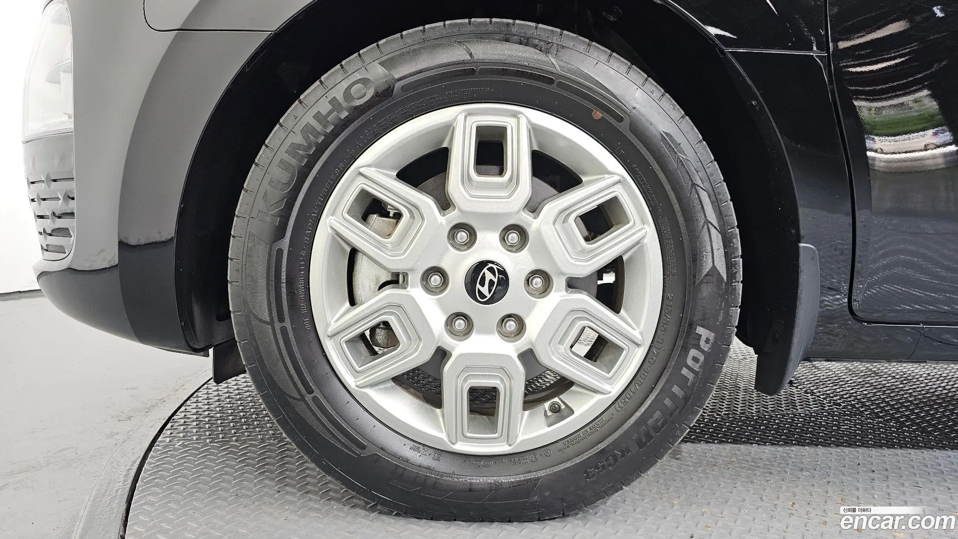 Hyundai Staria Cargo 5-Seater 2022