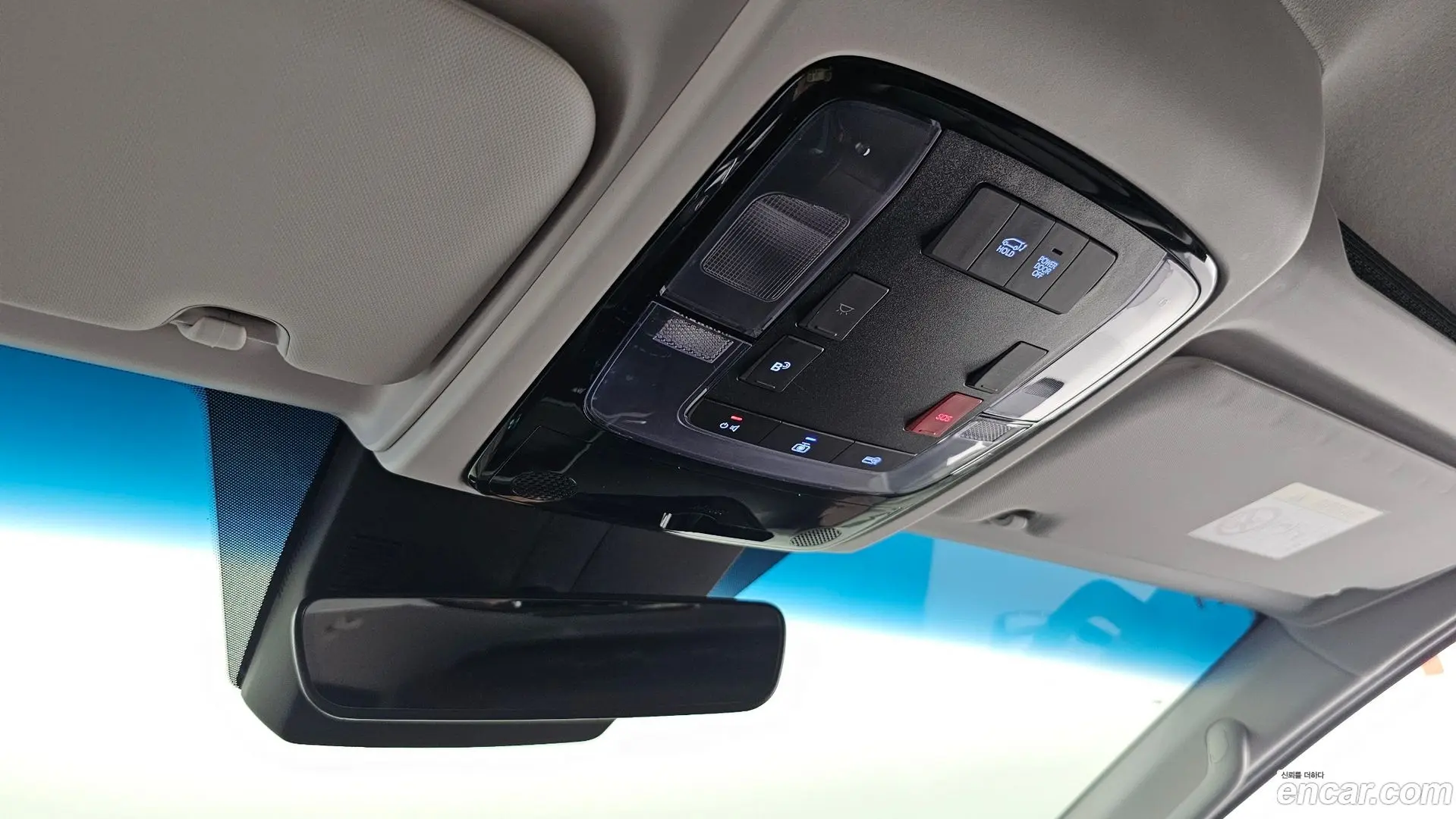 Hyundai Staria Cargo 5-Seater 2022