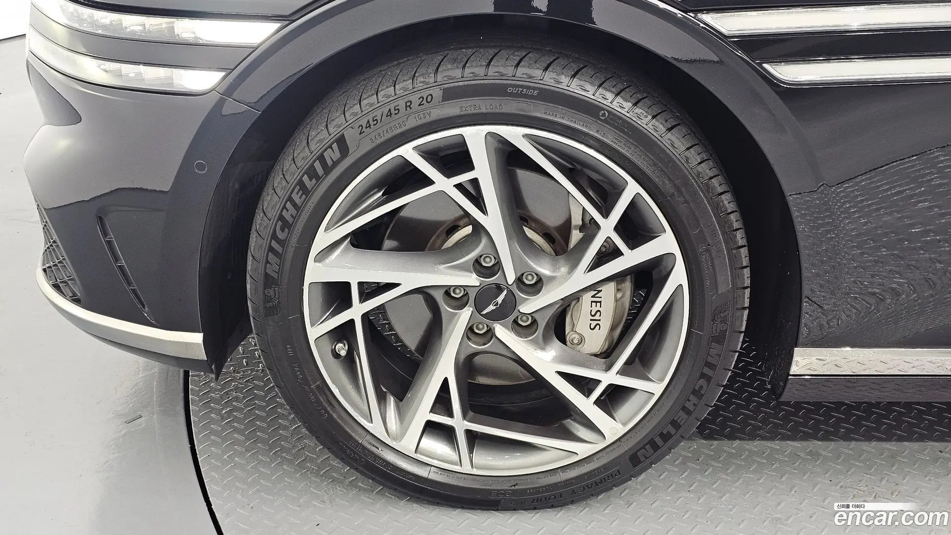 Genesis G90 Gasoline 3.5 Turbo AWD 2021