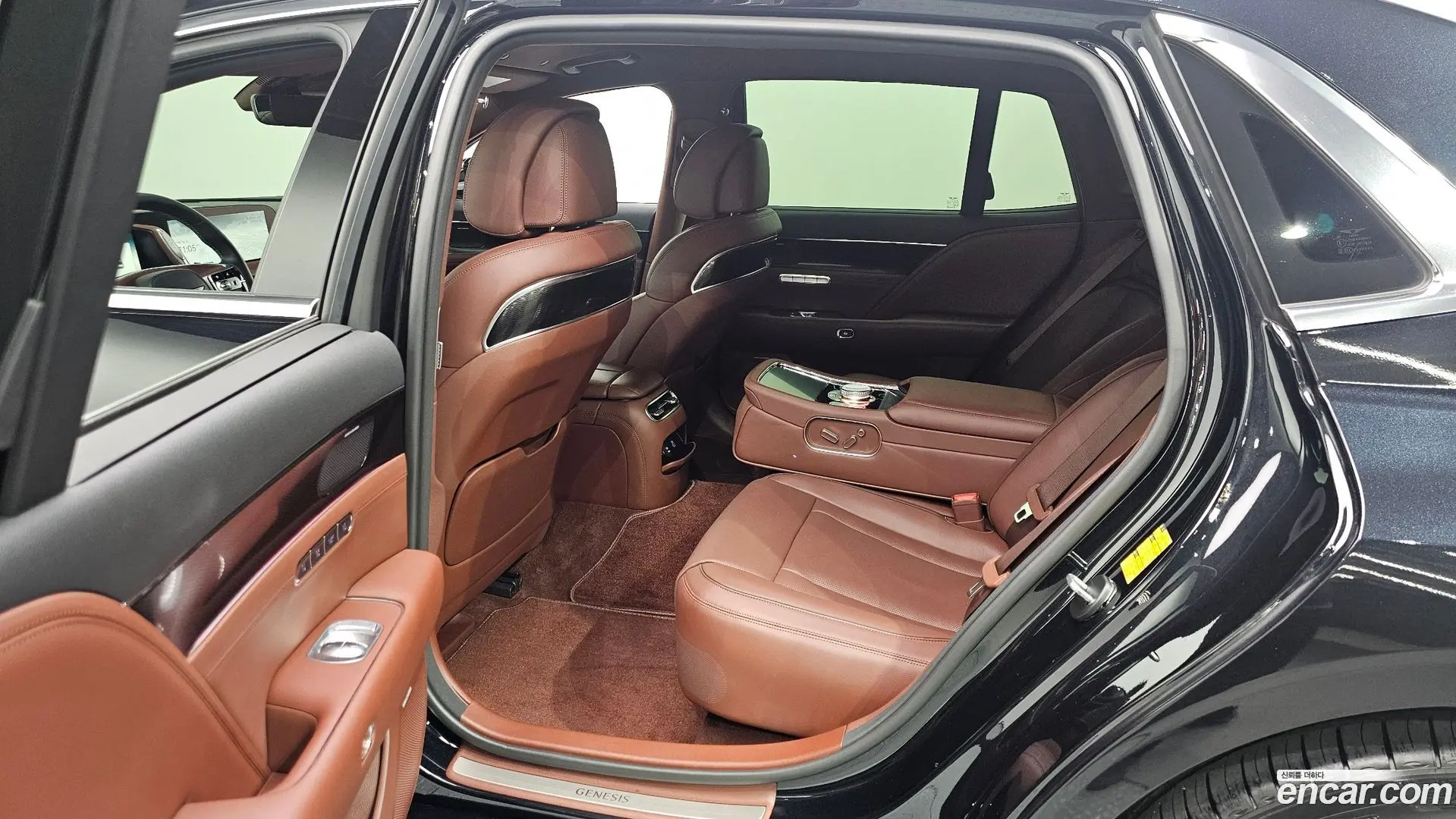 Genesis G90 Gasoline 3.5 Turbo AWD 2021
