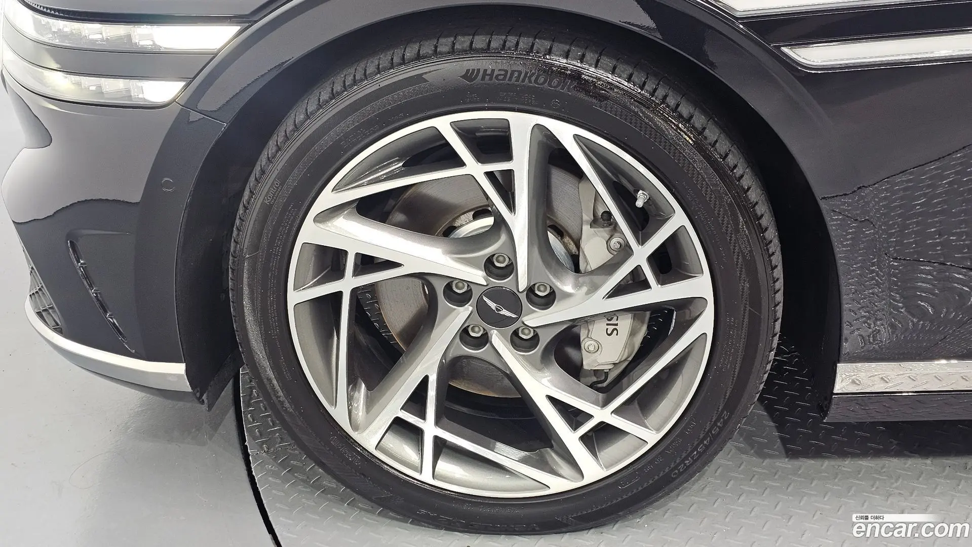 Genesis G90 Gasoline 3.5 Turbo AWD 2021