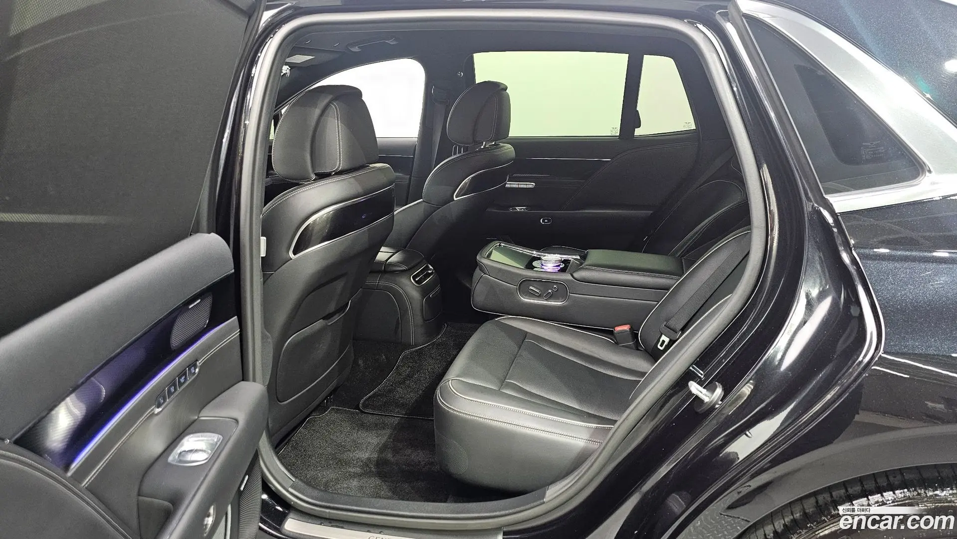 Genesis G90 Gasoline 3.5 Turbo AWD 2021