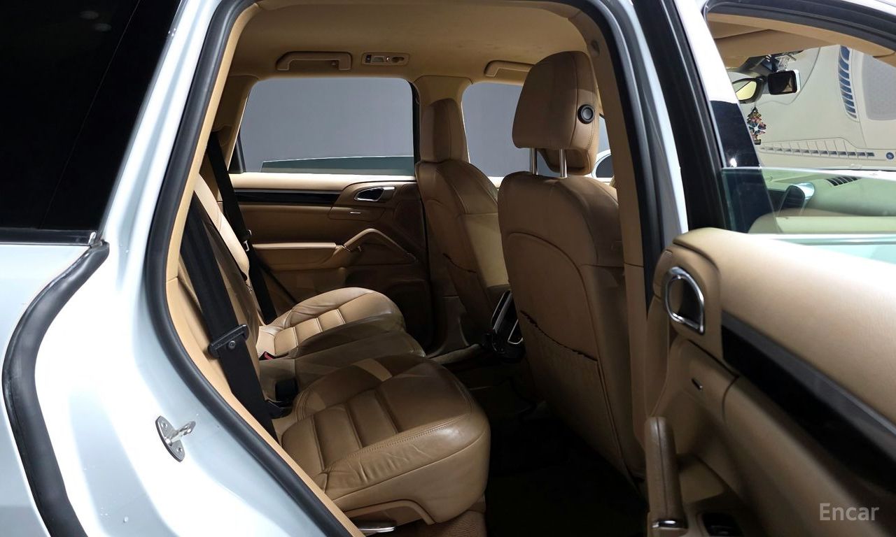 Porsche New Cayenne 3.0 S E-Hybrid 2015