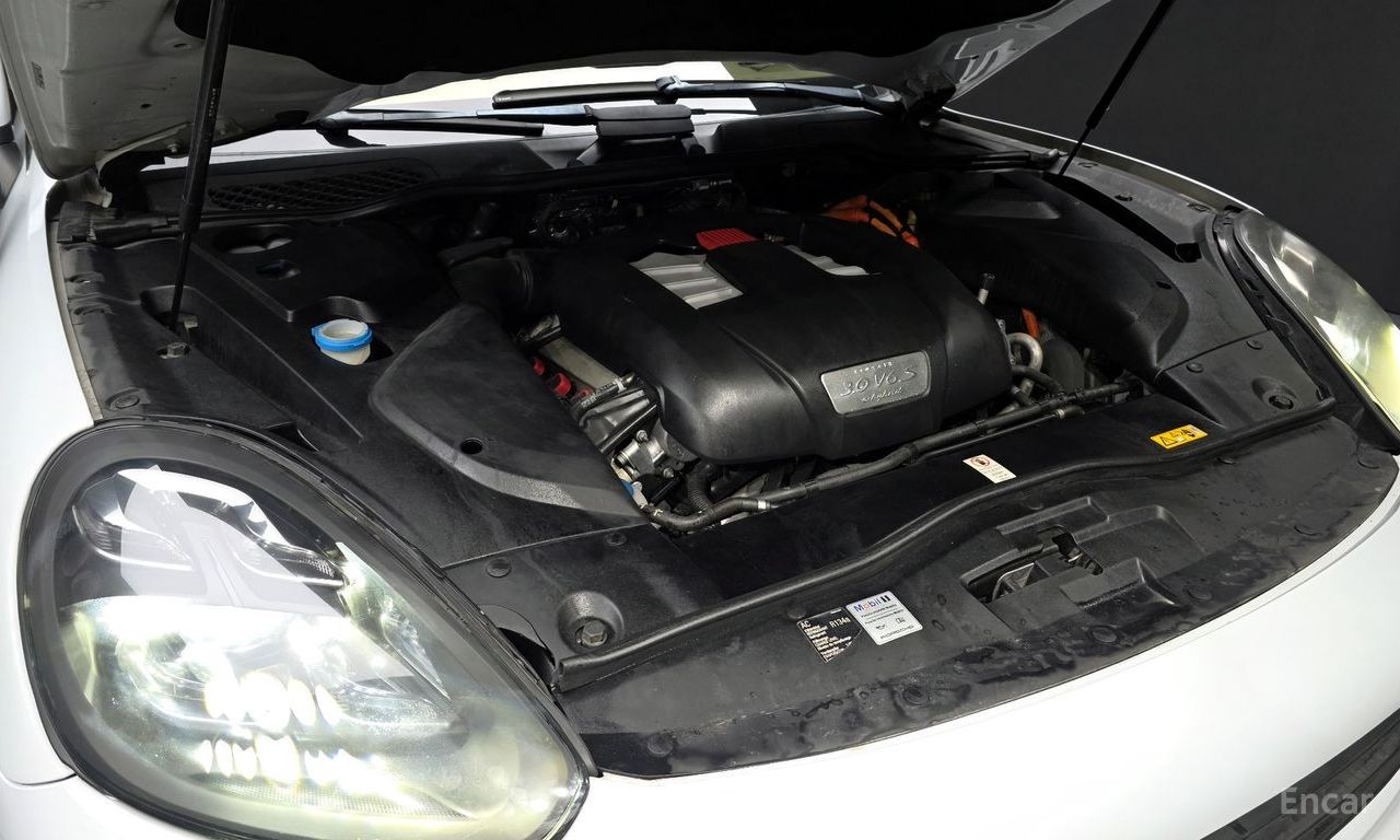 Porsche New Cayenne 3.0 S E-Hybrid 2015