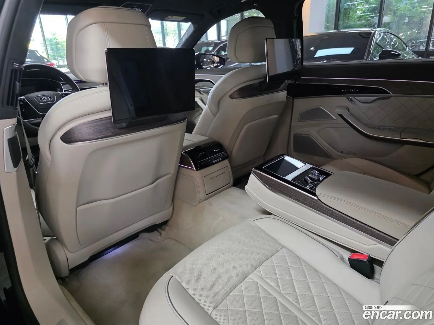 Audi A8 60 TFSI Quattro LWB
