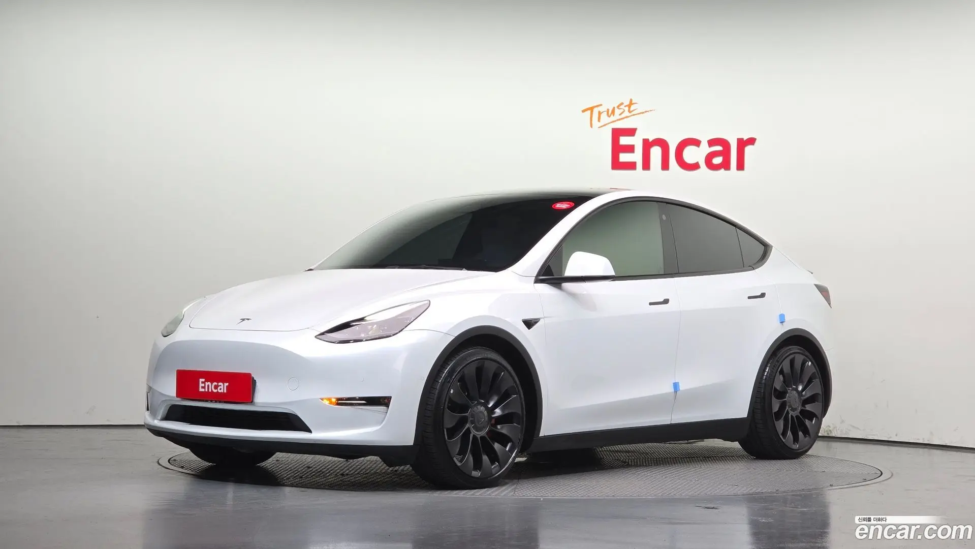 Tesla Model Y Performance AWD
