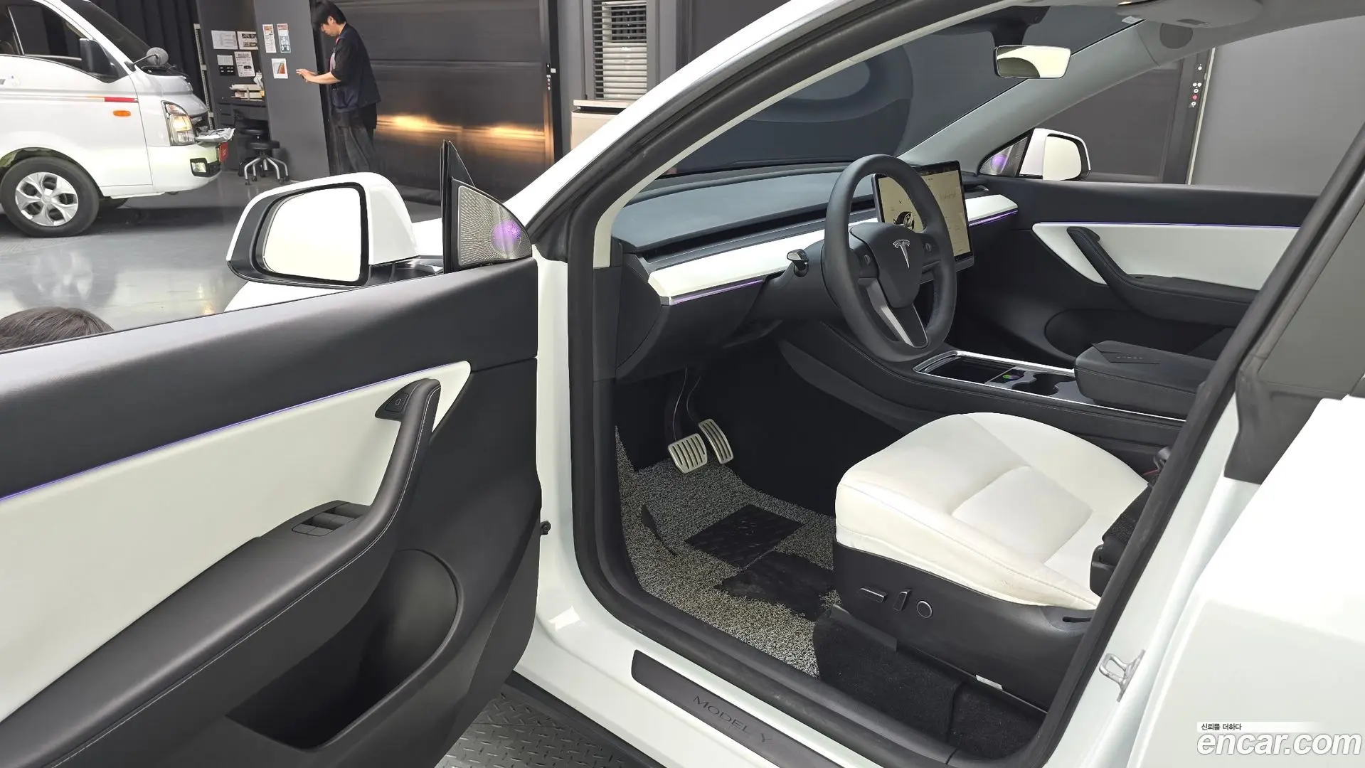 Tesla Model Y Performance AWD