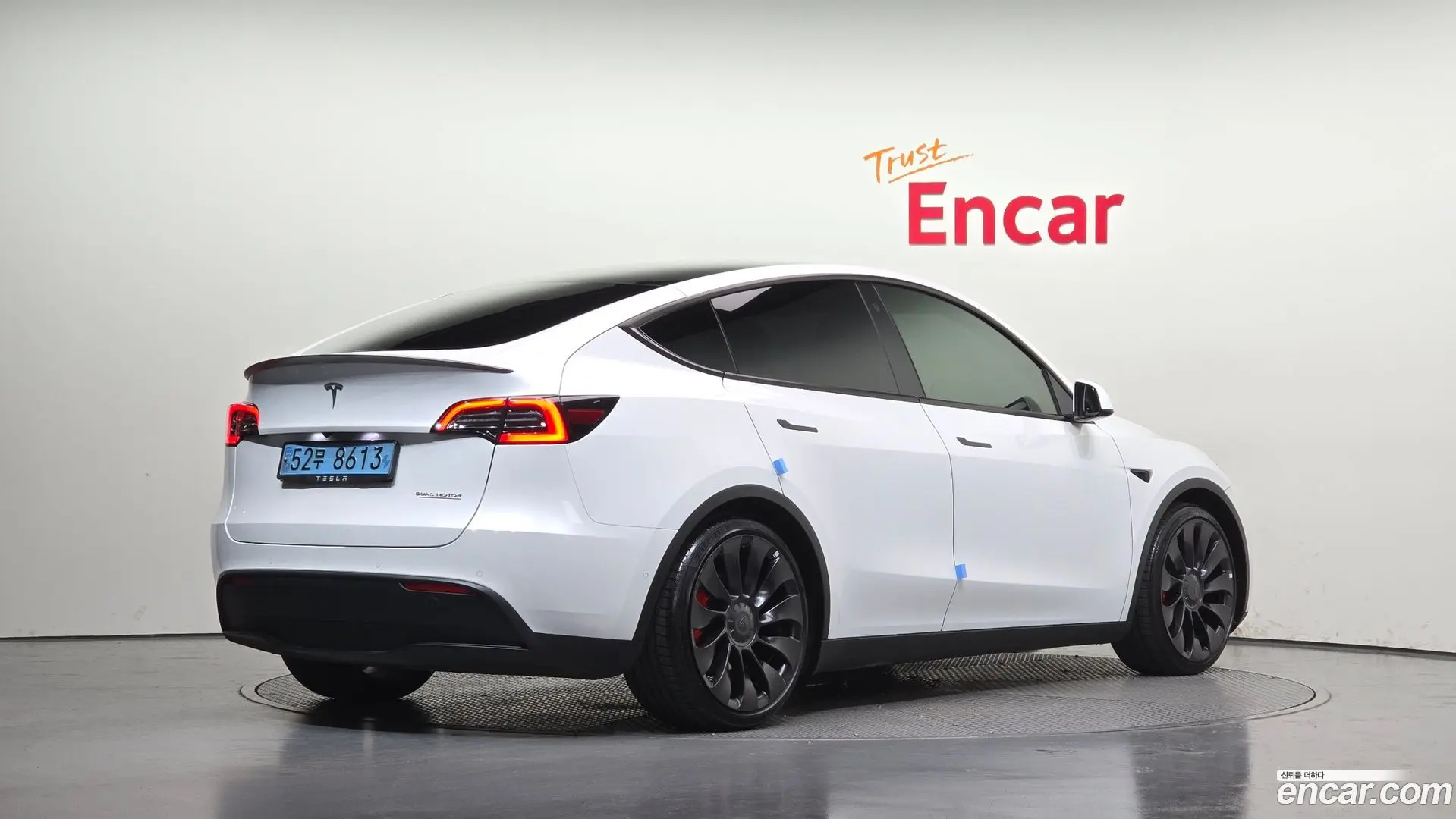 Tesla Model Y Performance AWD
