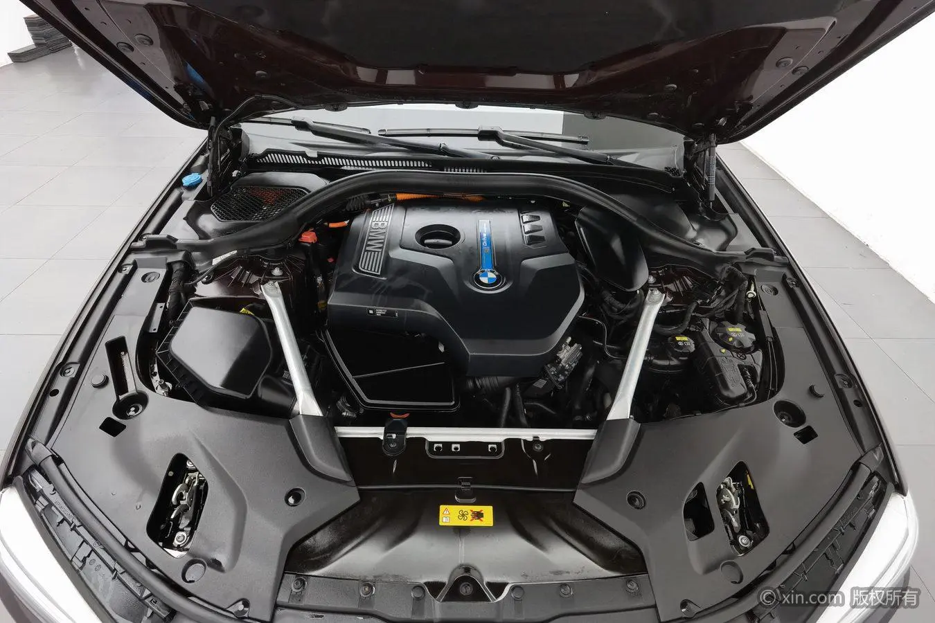 BMW 5 Series PHEV 2019 Facelift 530Le Luxury Package
