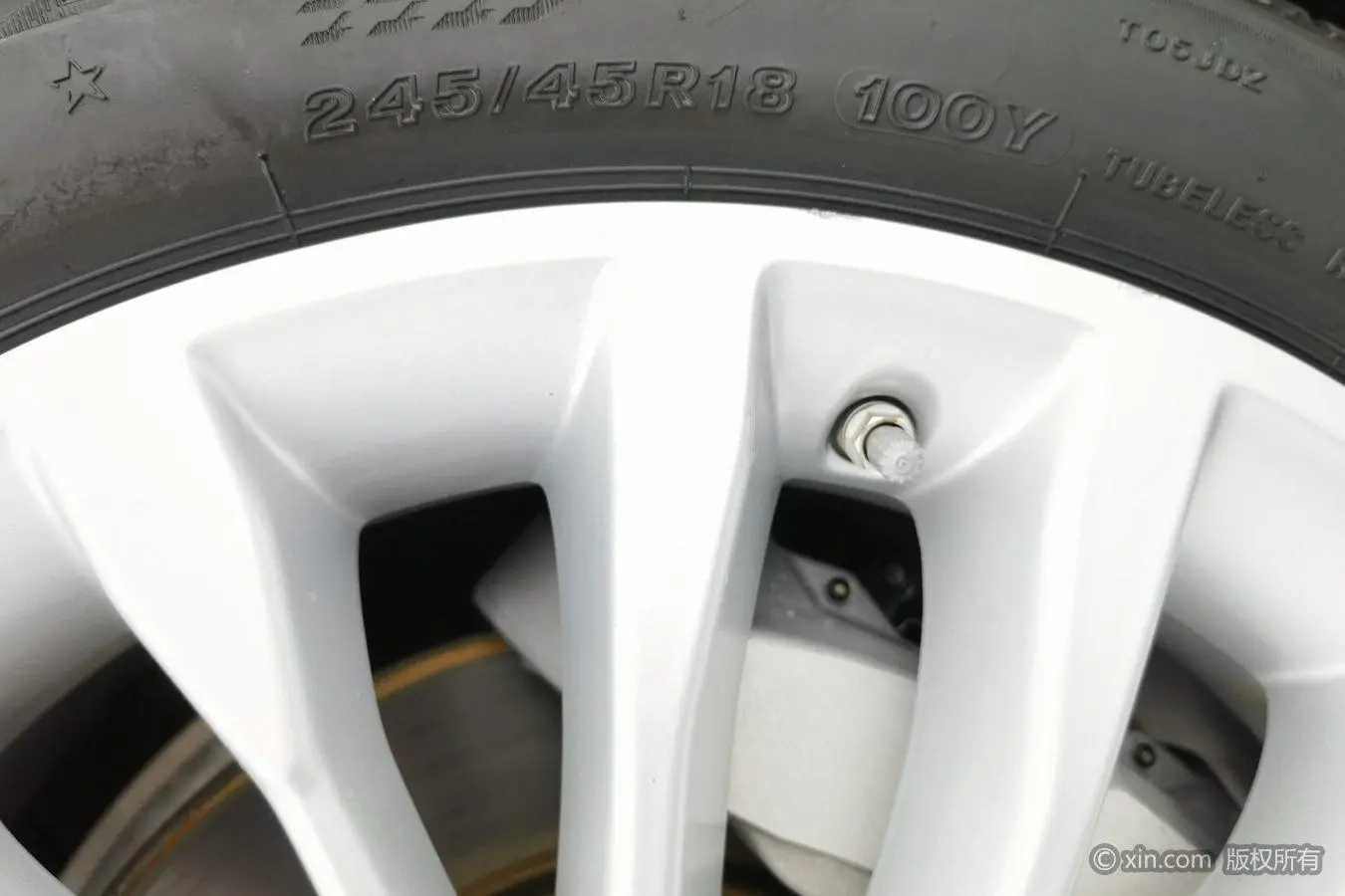 BMW 5 Series PHEV 2019 Facelift 530Le Luxury Package