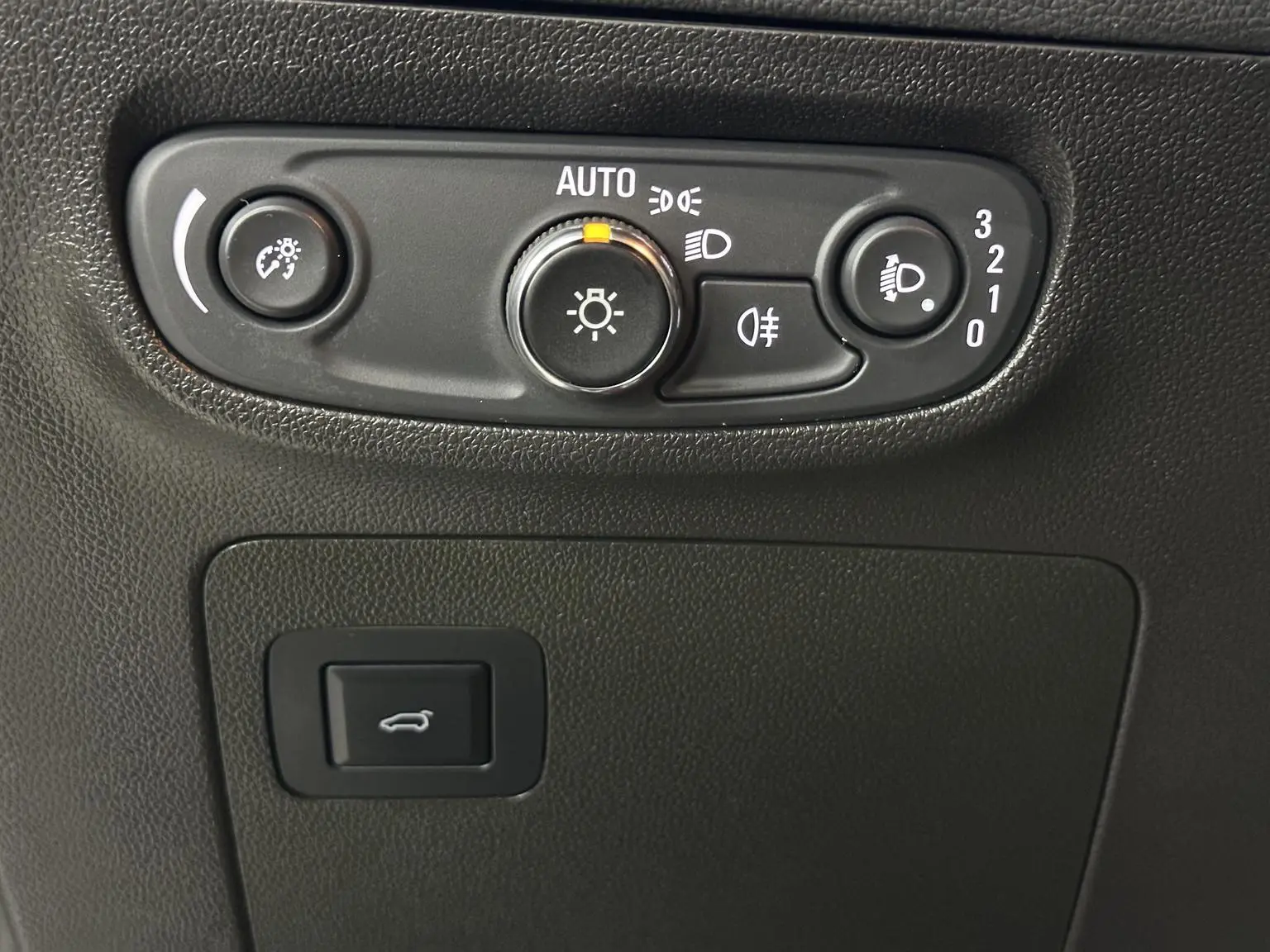 Buick Encore GX 2022 332T CVT 2WD Luxury