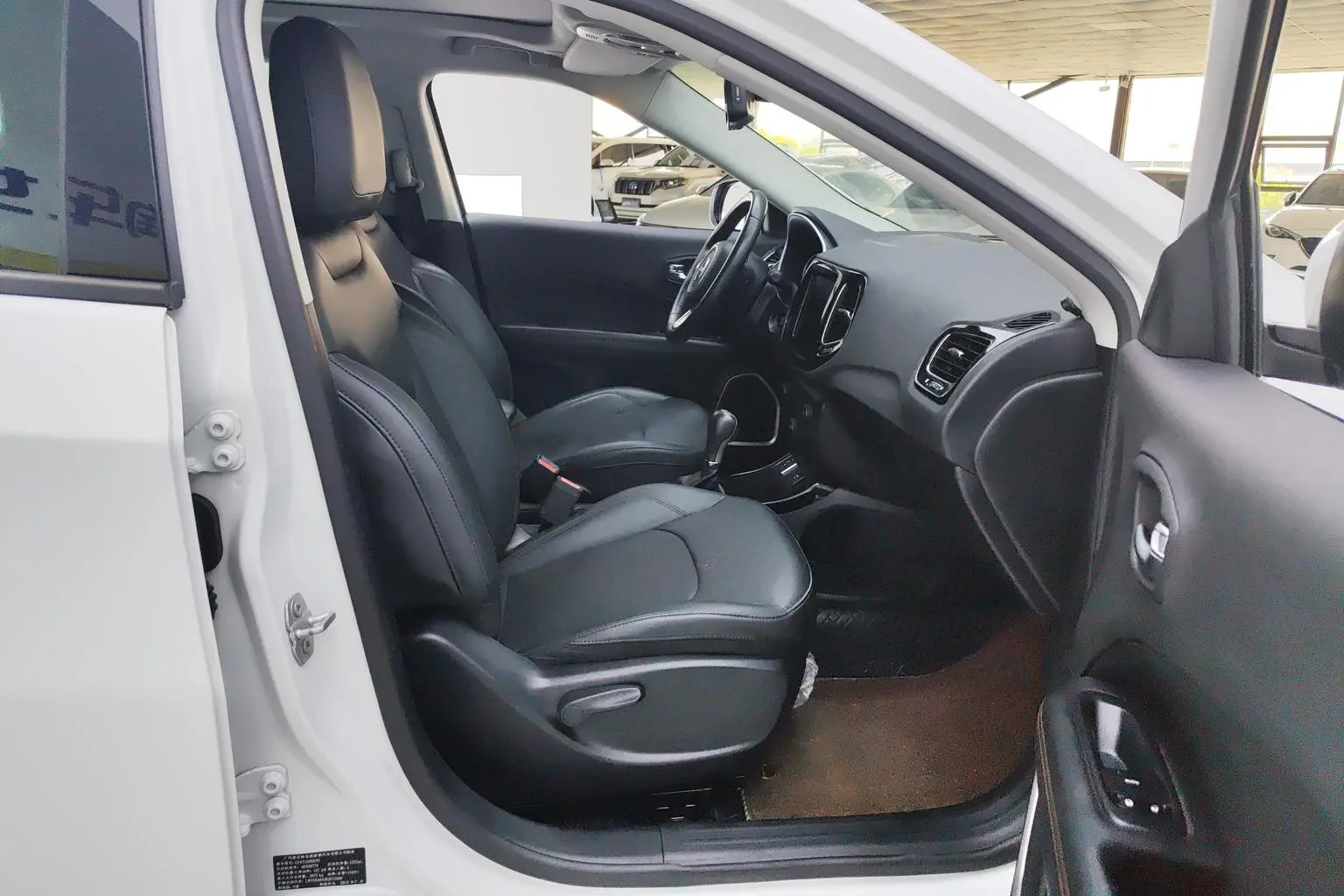 Jeep Compass 2019 220T Auto
