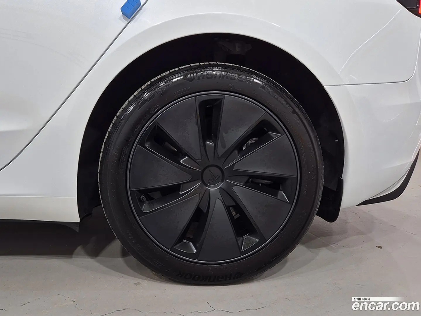 Tesla Model 3 Long Range AWD 2023