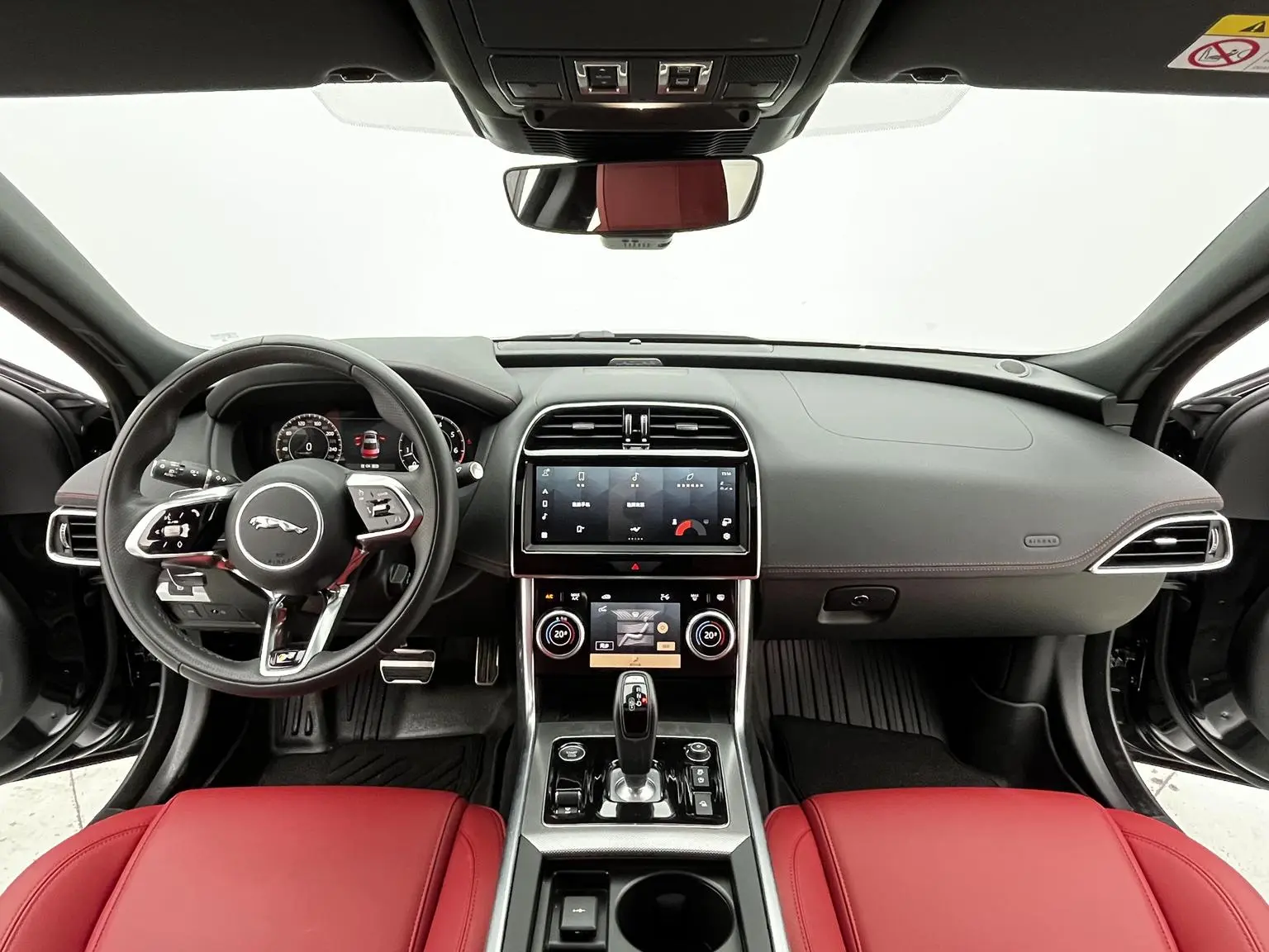 Jaguar XEL 2023 2.0T 250PS R-DYNAMIC S Progressive Sport