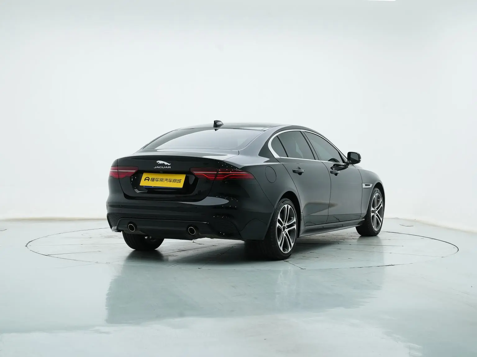 Jaguar XEL 2023 2.0T 250PS R-DYNAMIC S Progressive Sport