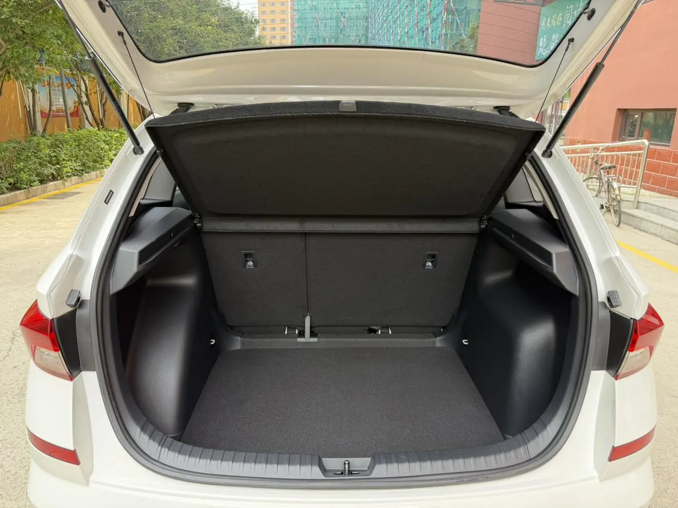 Skoda 2022 1.5L Auto