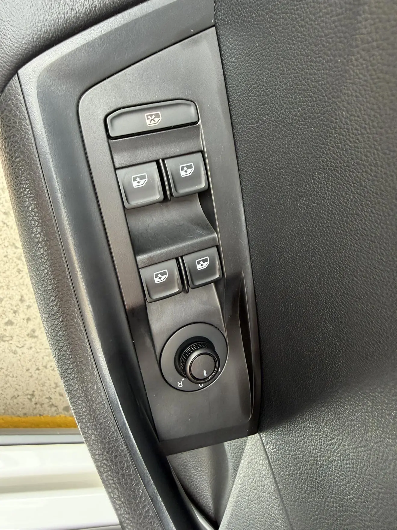 Skoda 2022 1.5L Auto