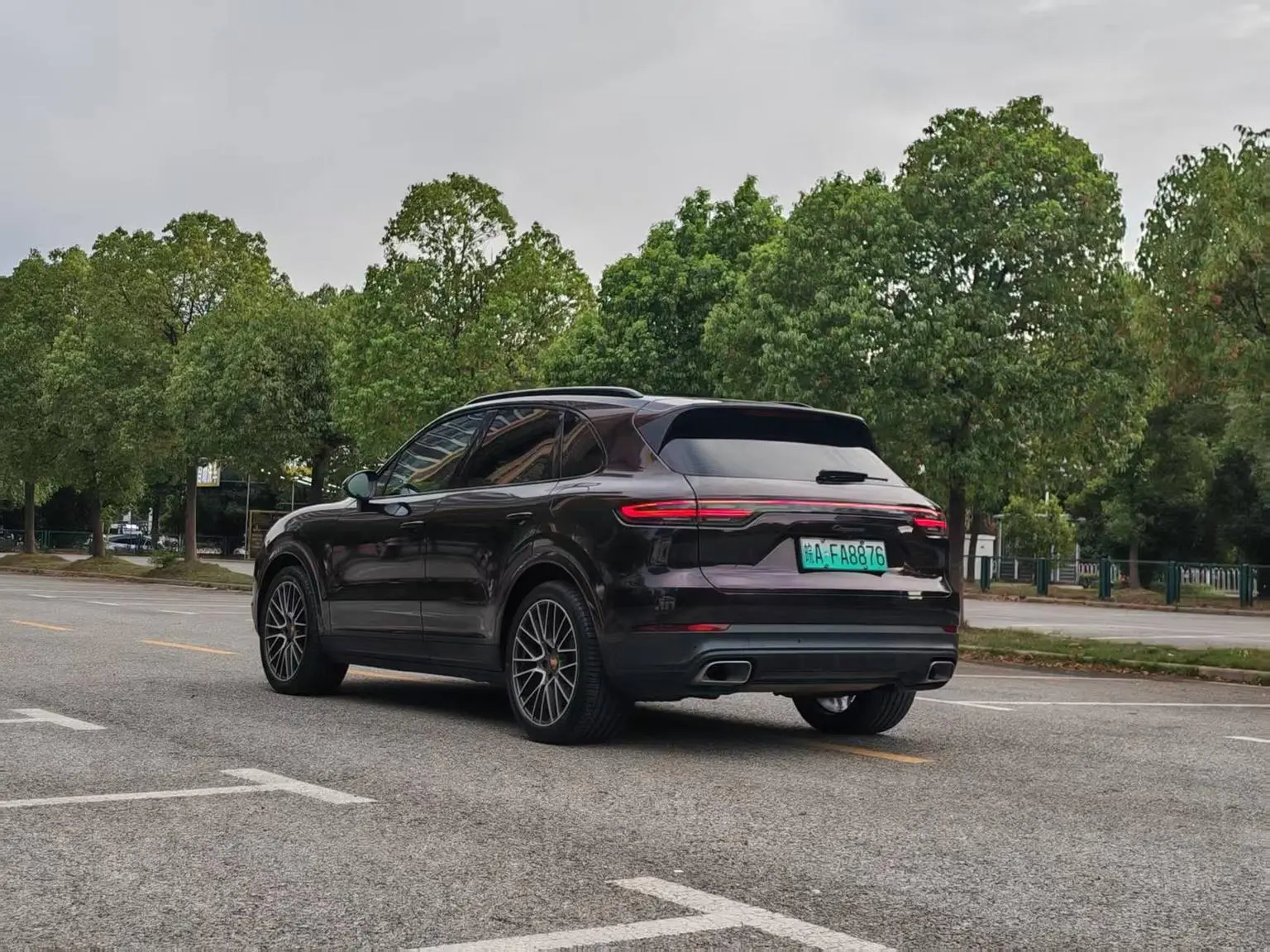 Porsche Cayenne E-Hybrid 2021 Cayenne E-Hybrid 2.0T
