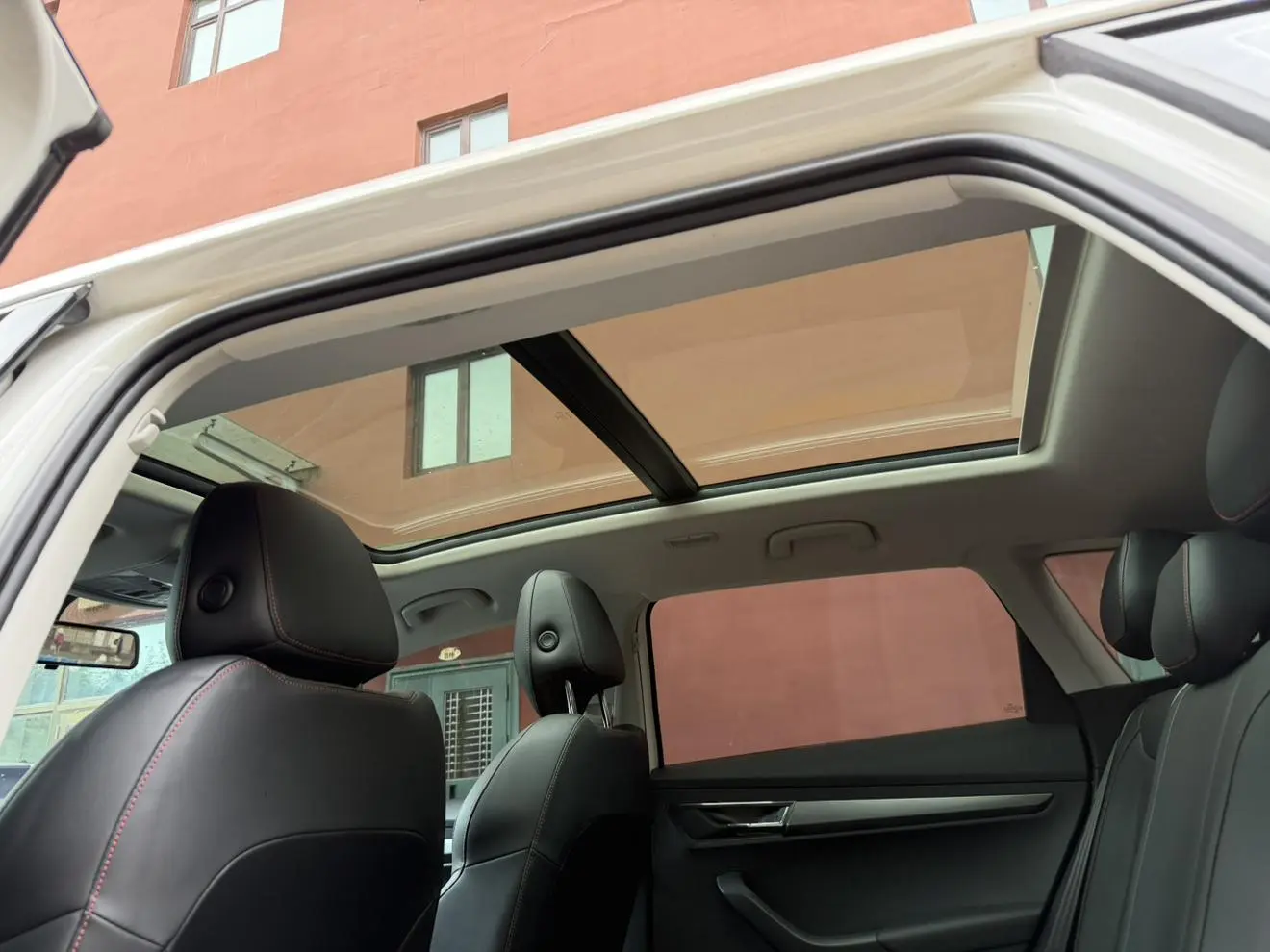Skoda 2022 TSI280 Premium Plus