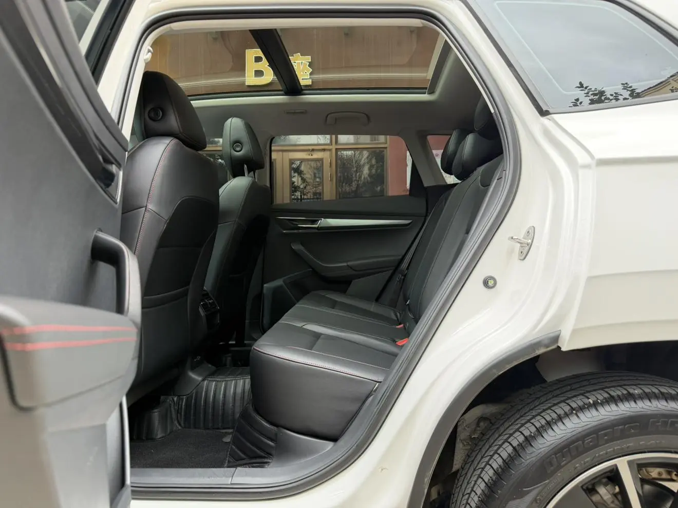 Skoda 2022 TSI280 Premium Plus