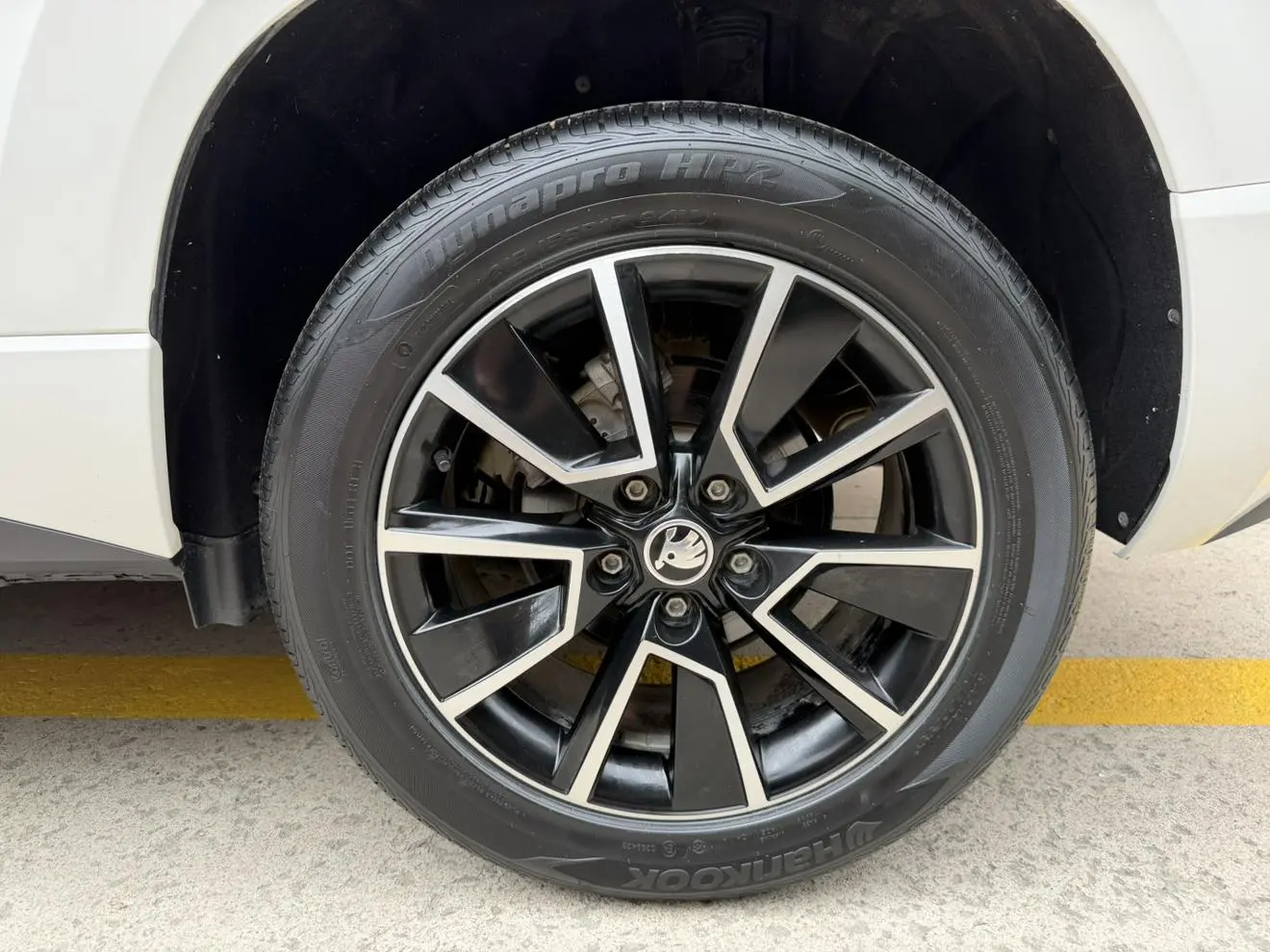 Skoda 2022 TSI280 Premium Plus