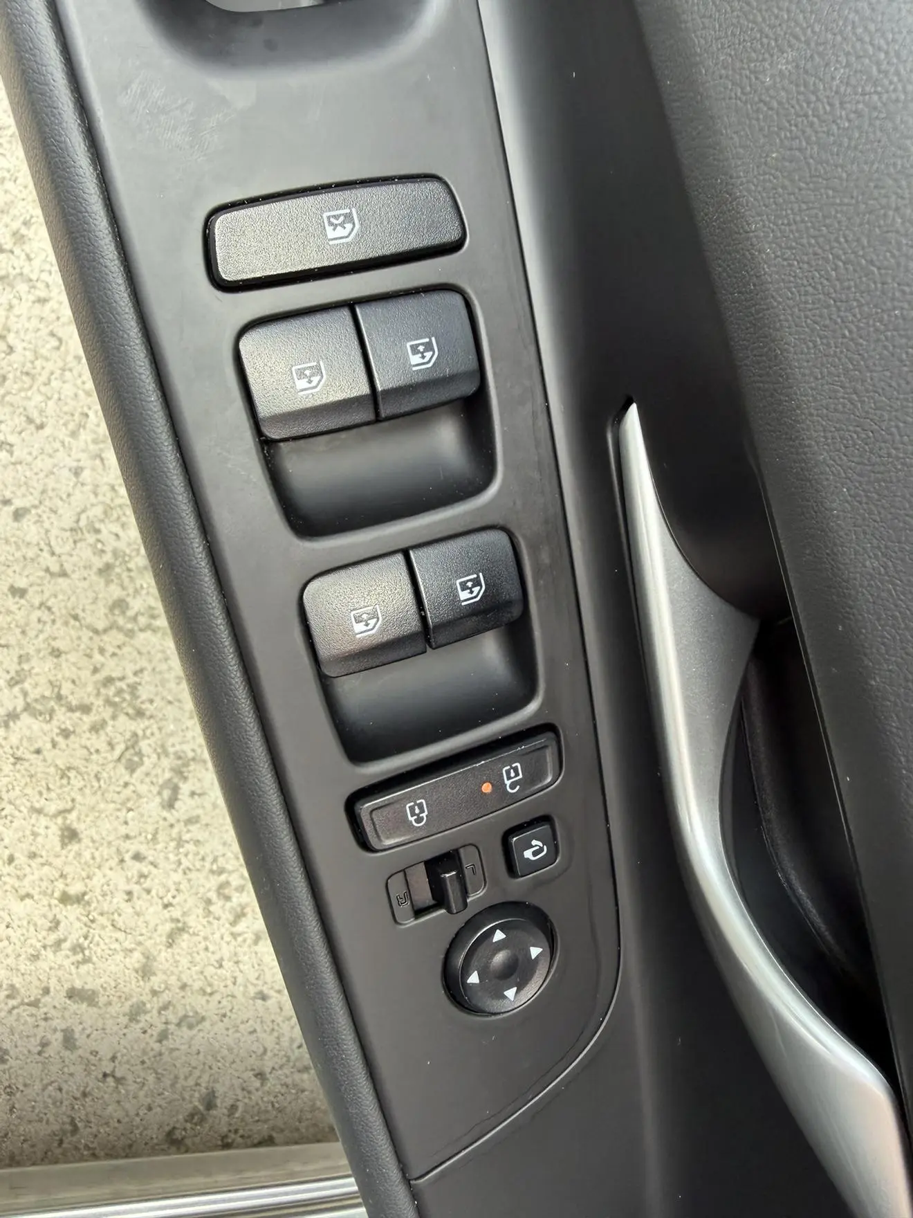 Hyundai 2023 1.5L CVT LUX Premium